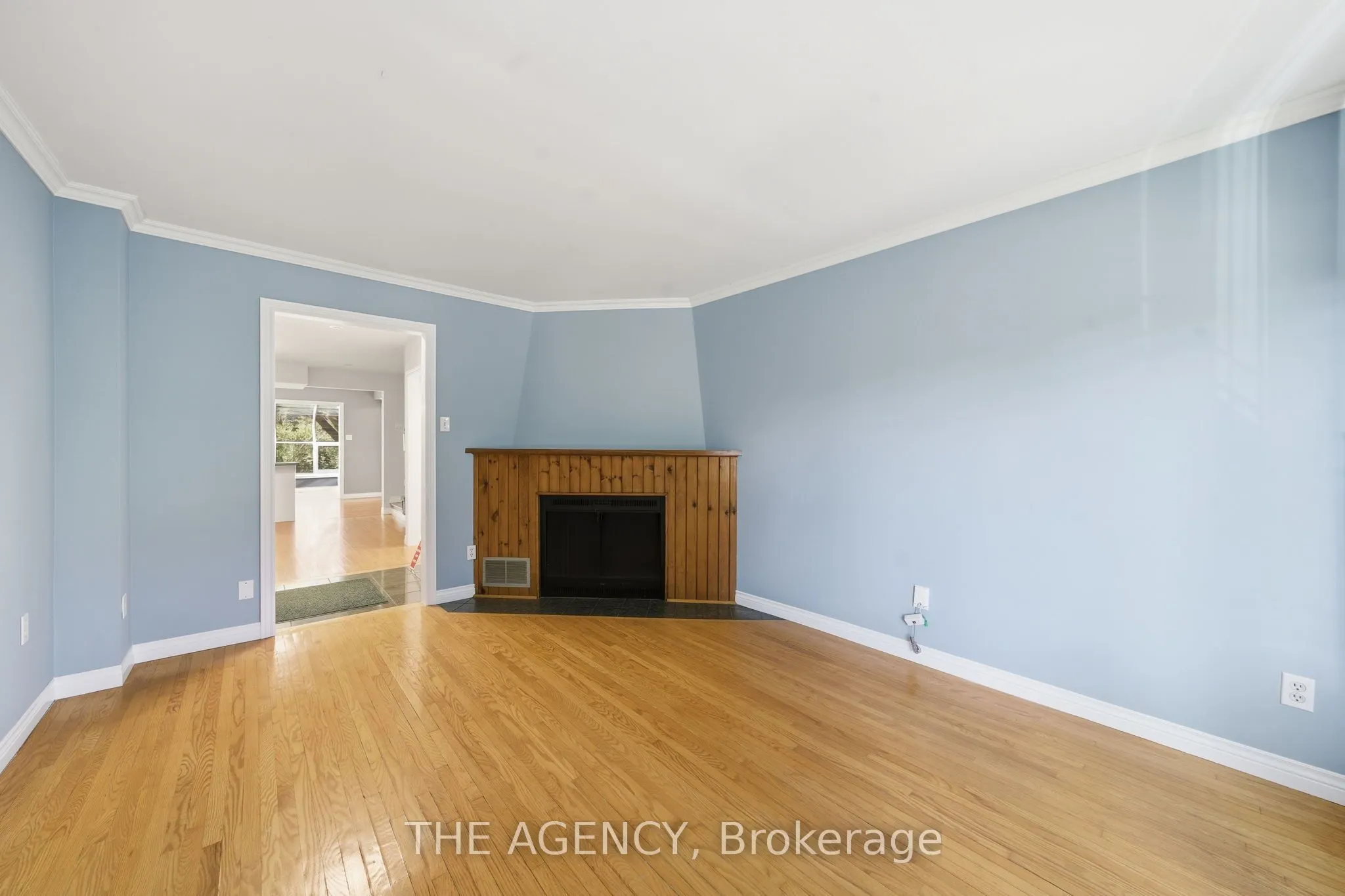 8A Maryland Boulevard