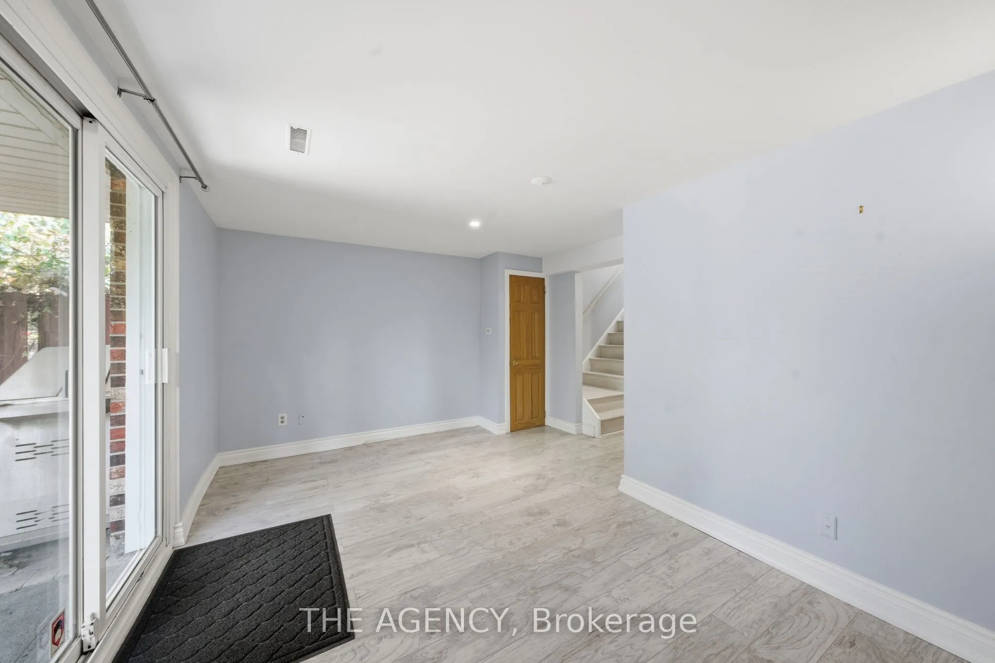 8A Maryland Boulevard