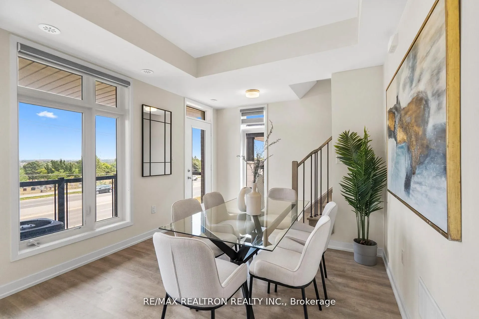 2550 Castlegate Crossing, #401