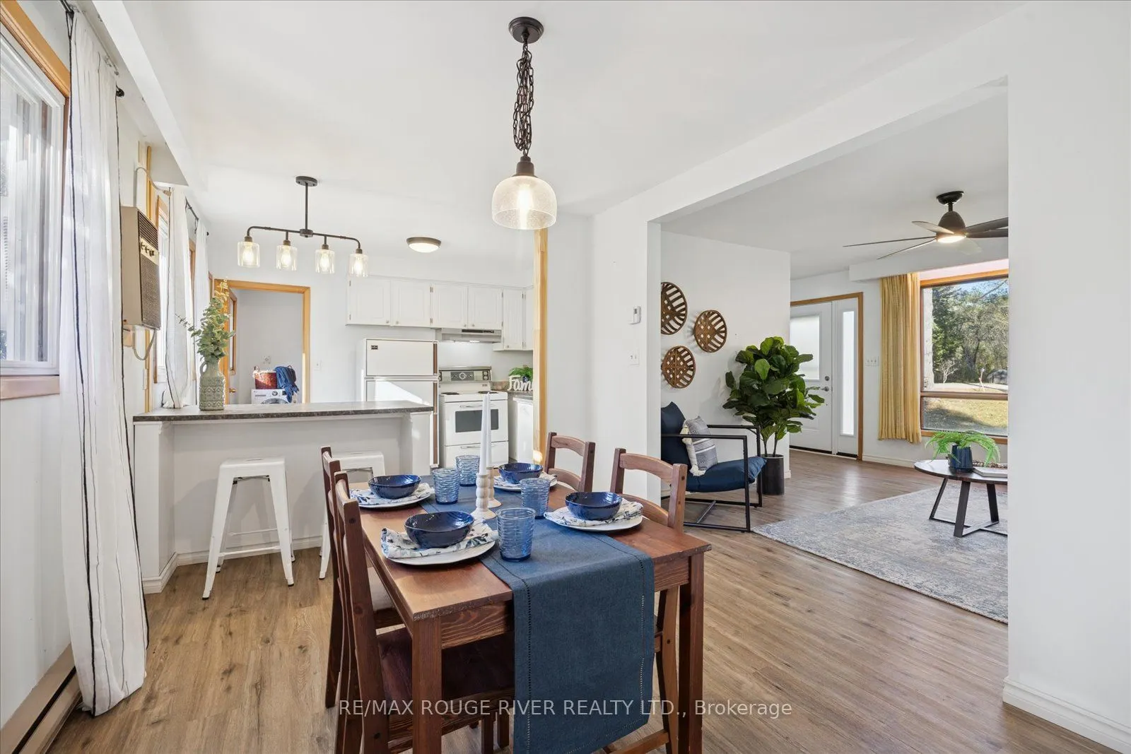 16 Blumenweg Crescent