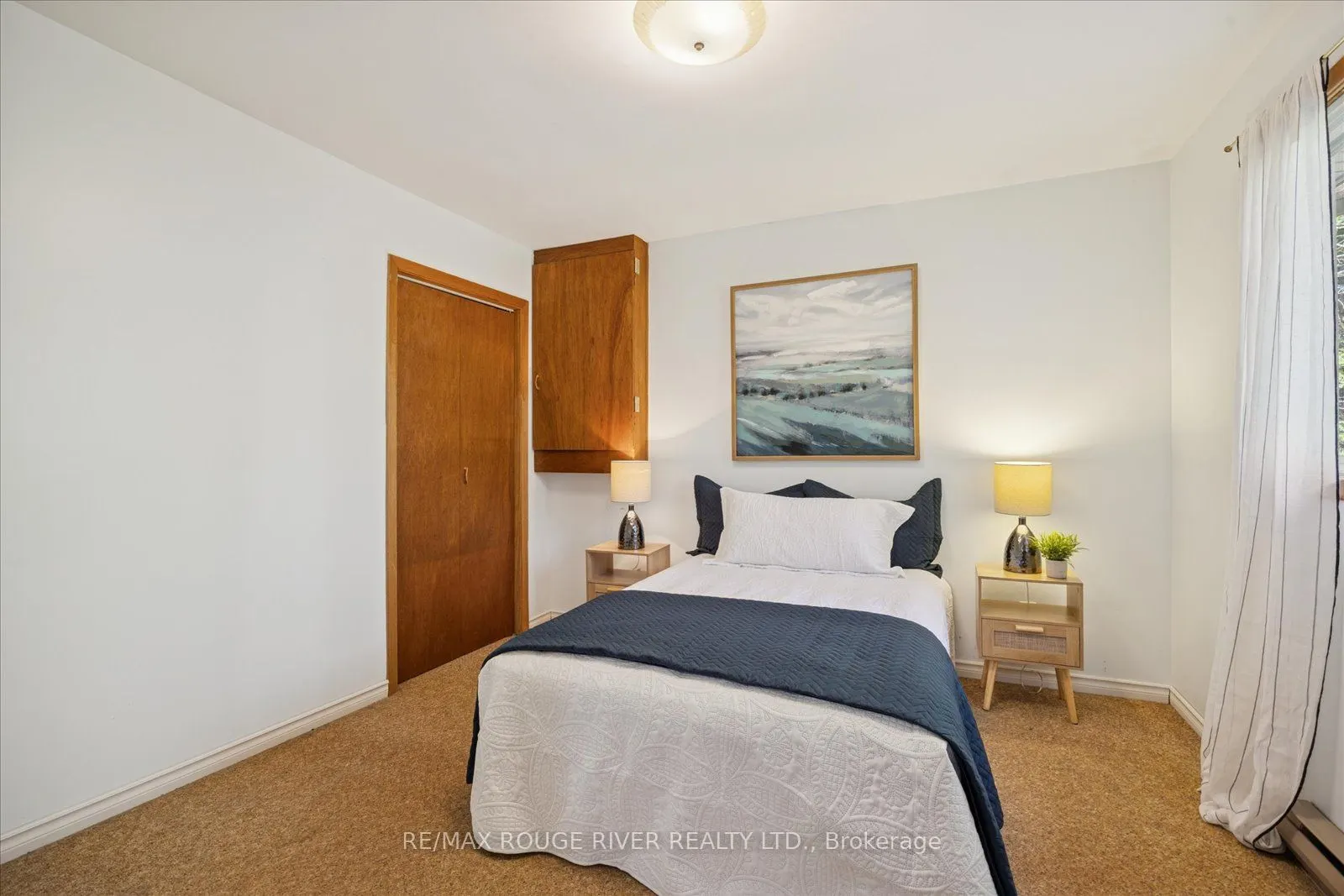 16 Blumenweg Crescent