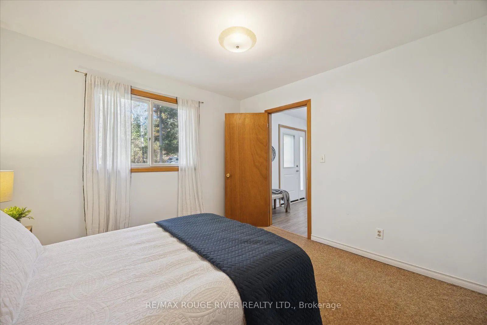 16 Blumenweg Crescent