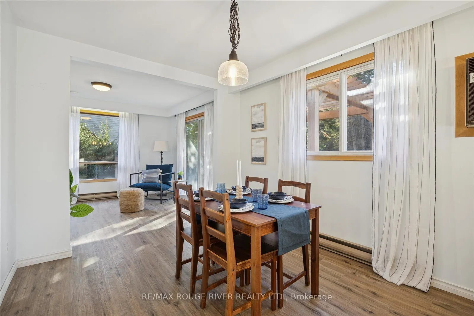 16 Blumenweg Crescent