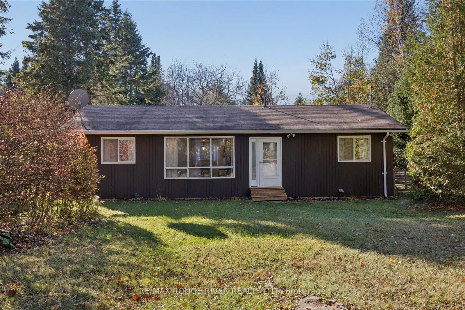 16 Blumenweg Crescent