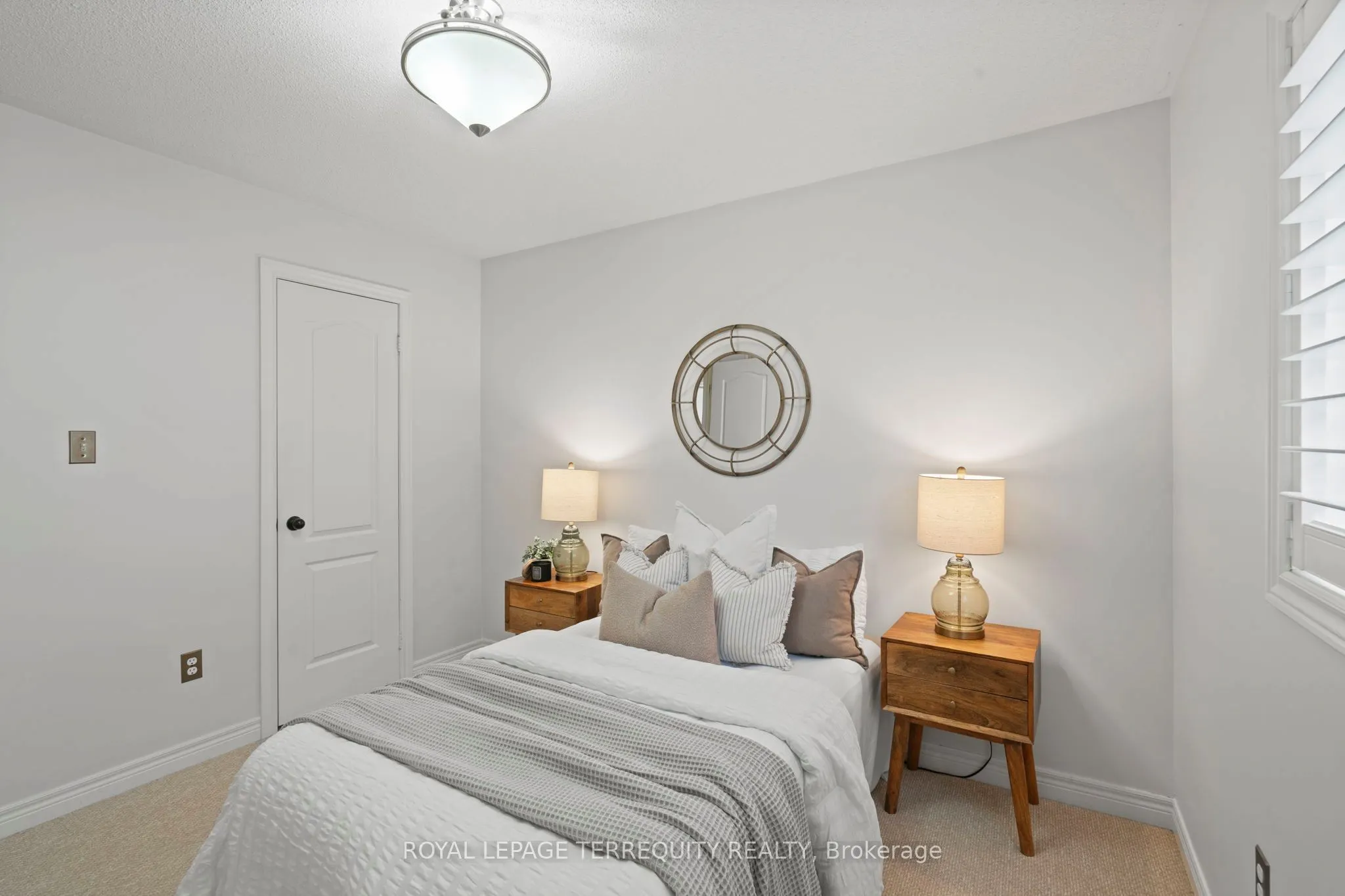 12 Kenilworth Crescent