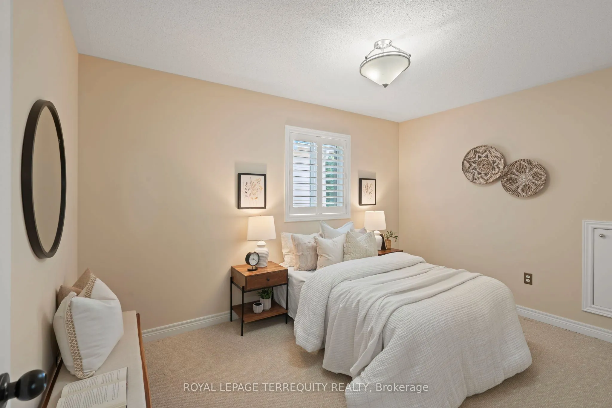 12 Kenilworth Crescent