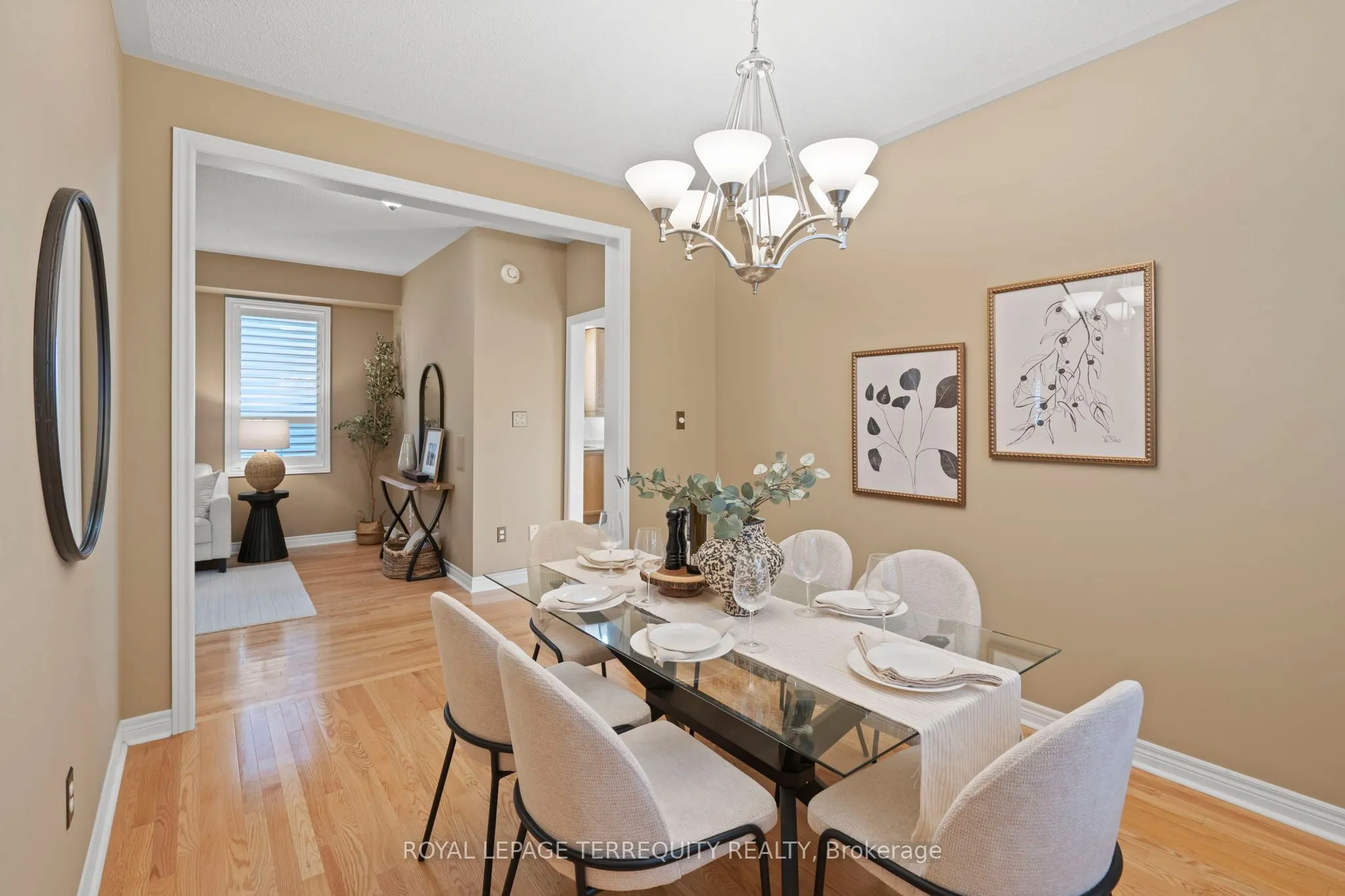 12 Kenilworth Crescent