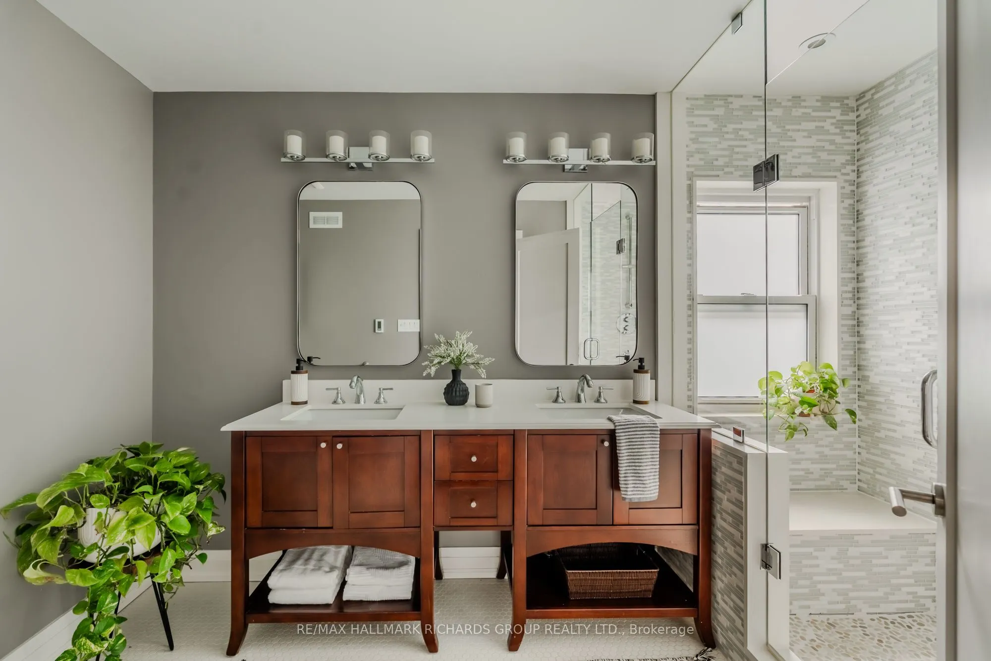 108 Victoria Park Avenue