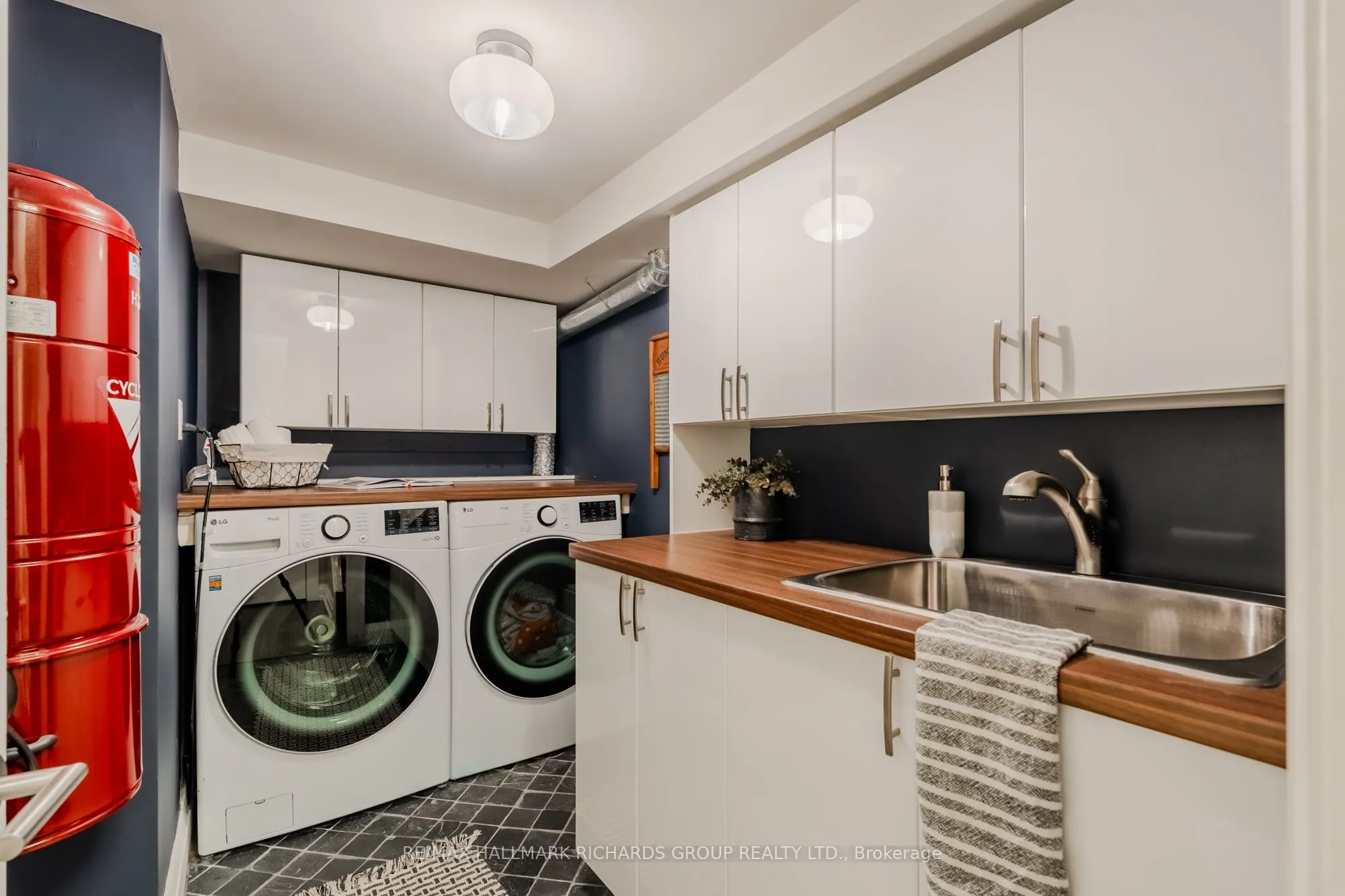 108 Victoria Park Avenue