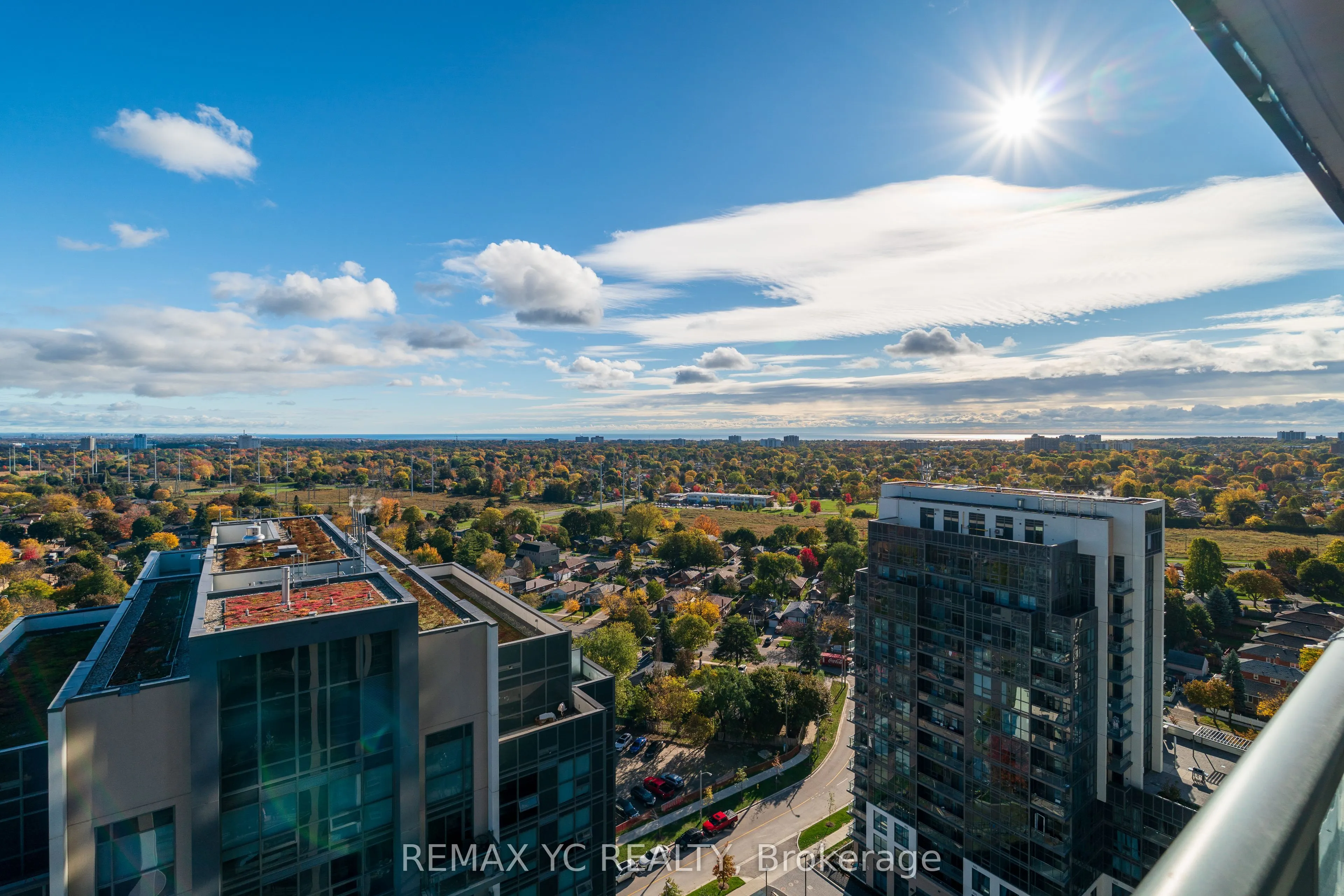 30 Meadowglen Place, #2208