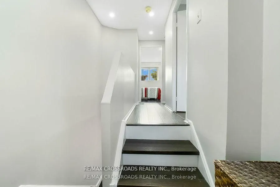 55 Collinsgrove Road, #299