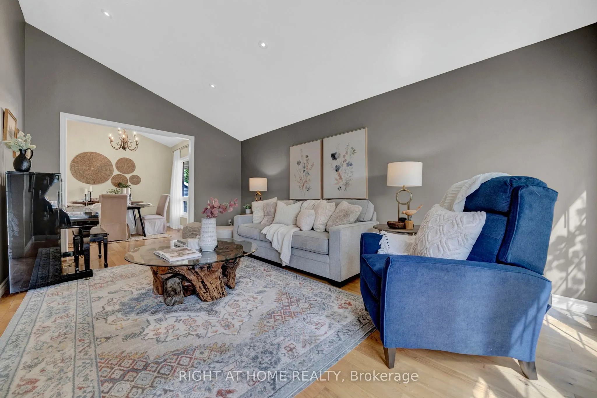 1194 Northgate Crescent