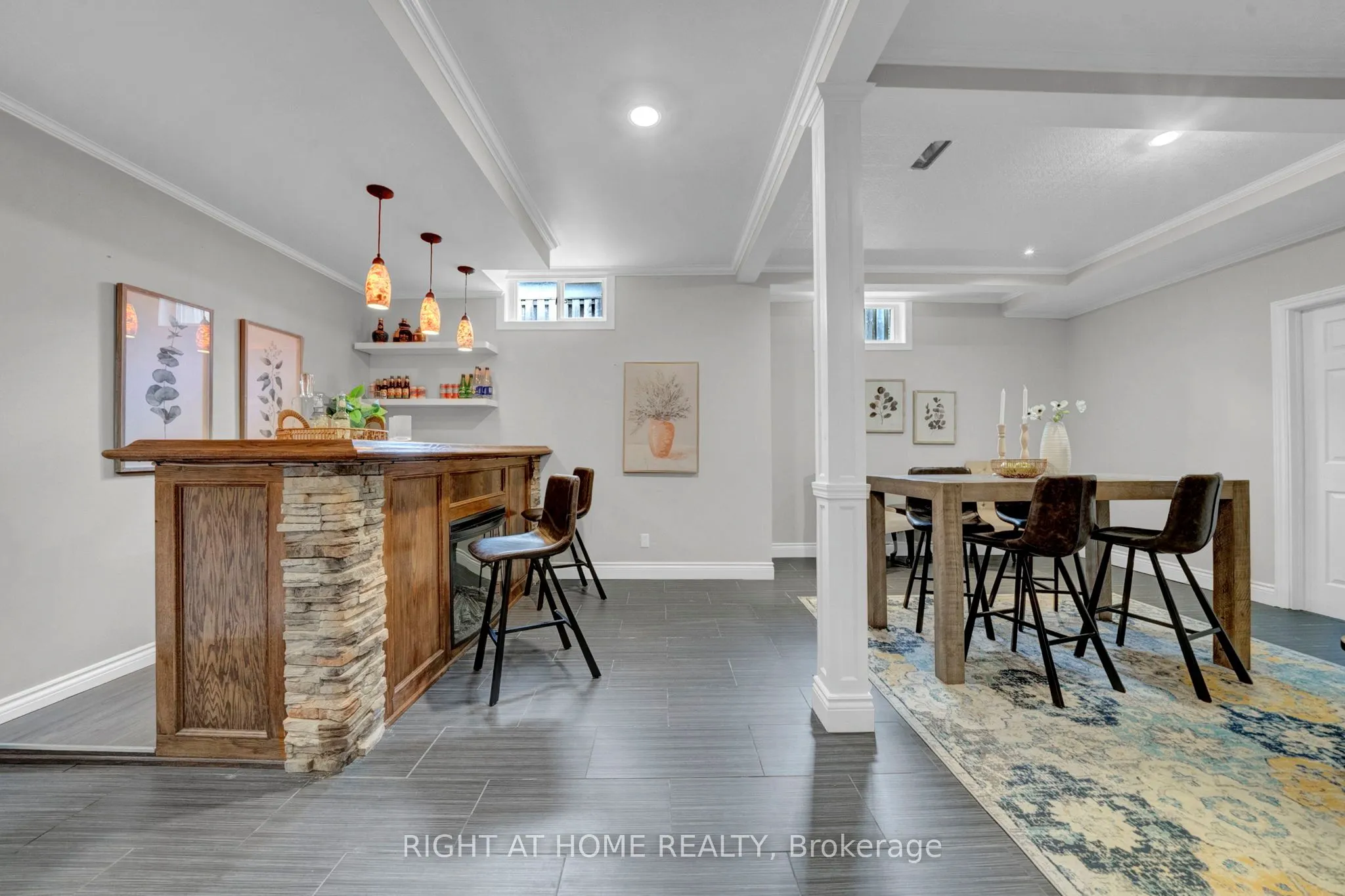 1194 Northgate Crescent