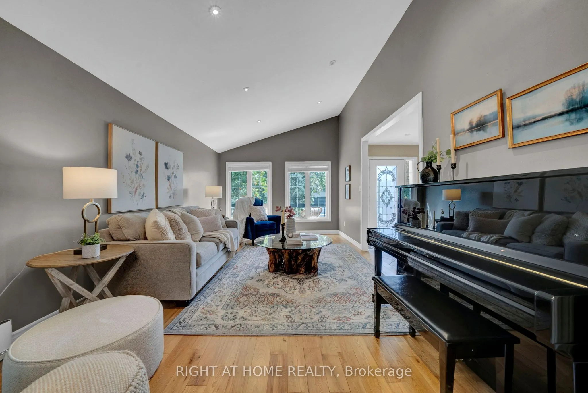 1194 Northgate Crescent