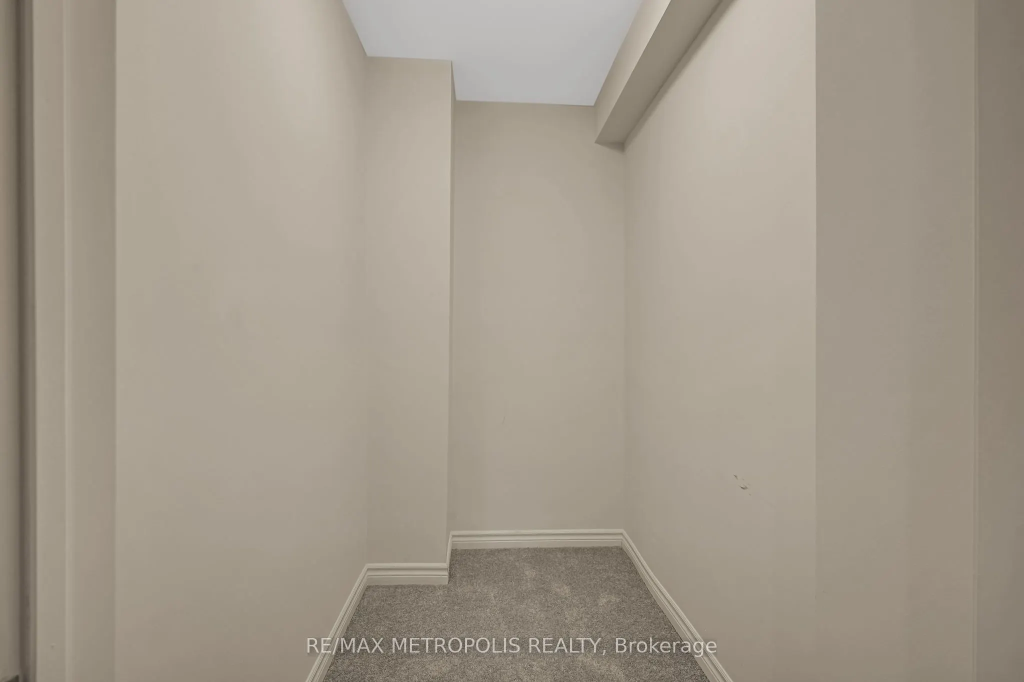 15 Douglas Kemp Crescent