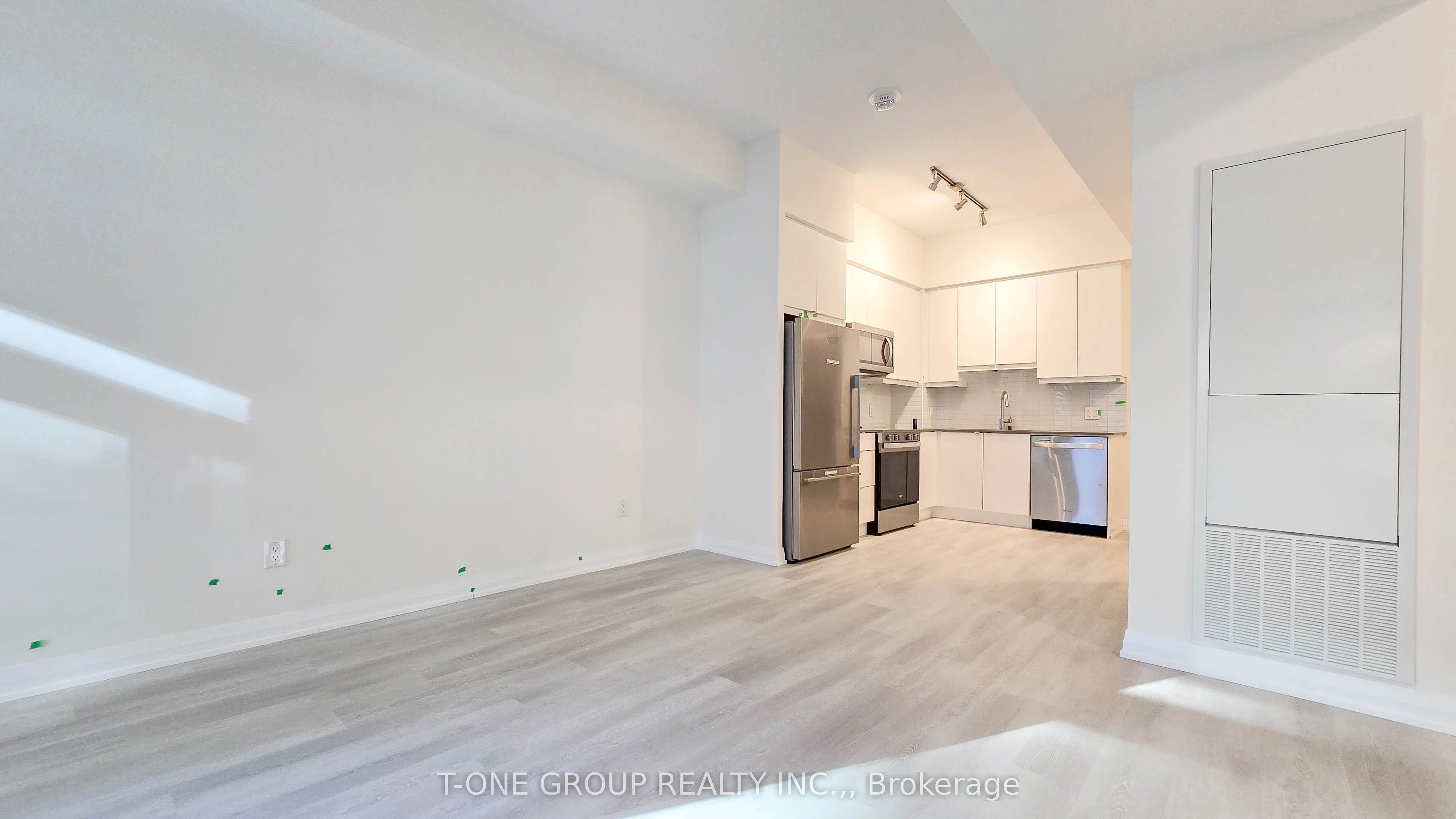 3270 Sheppard Avenue E, #627
