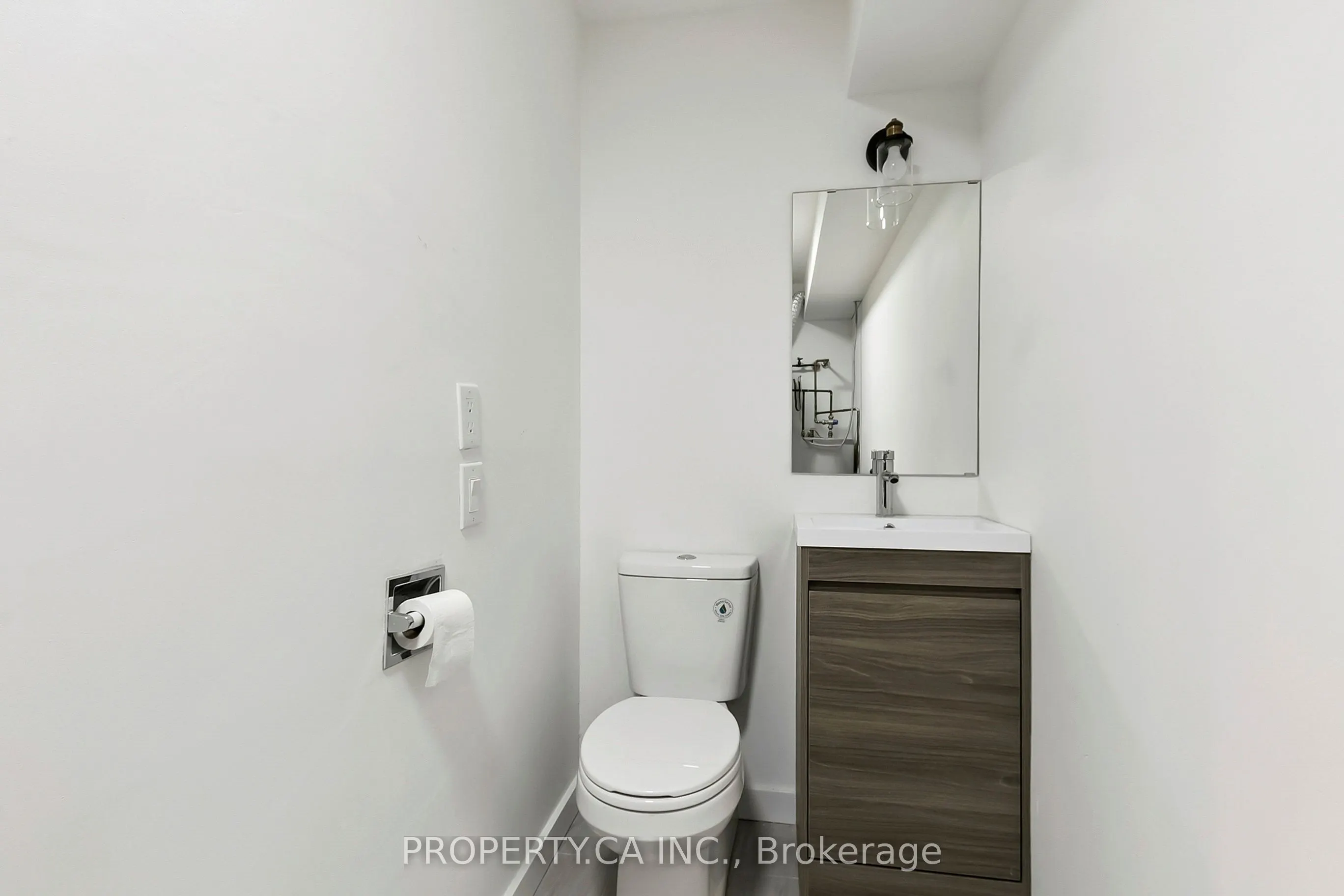 1209 Queen Street E, #29