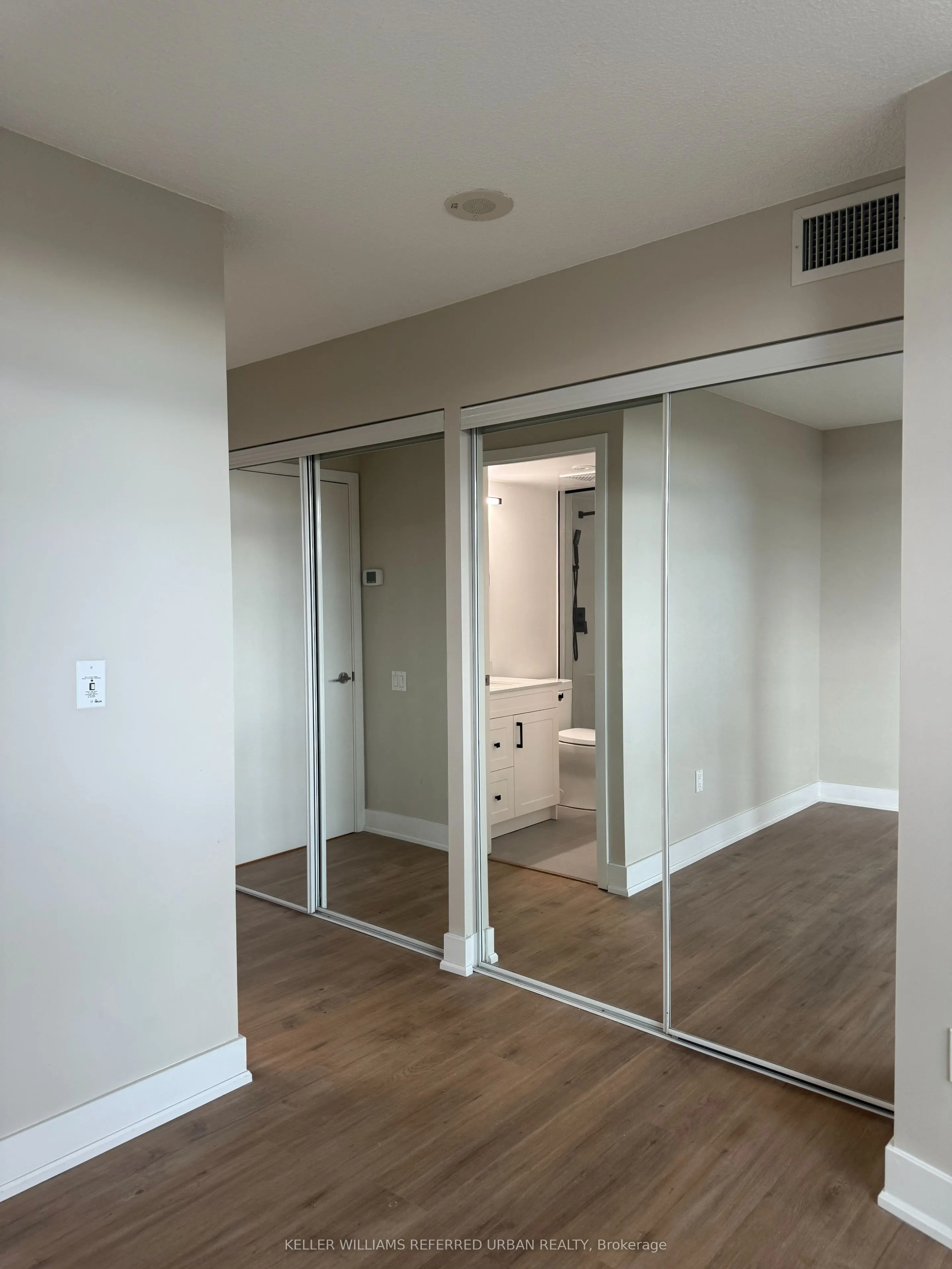 1048 Broadview Avenue, #308