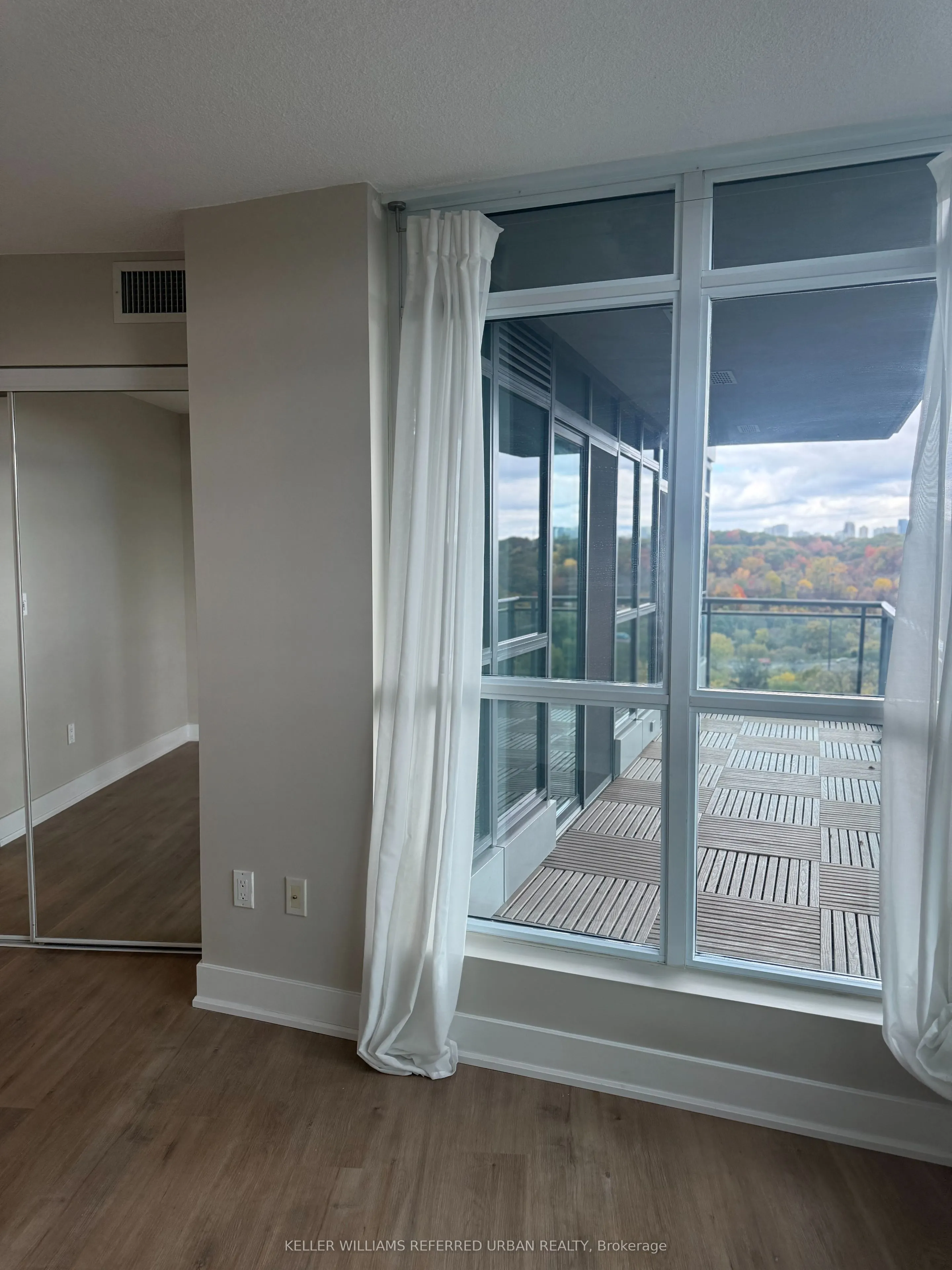 1048 Broadview Avenue, #308