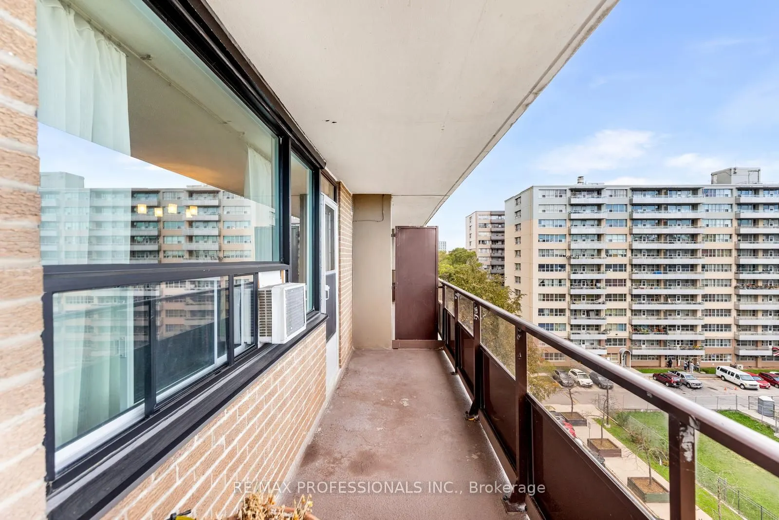 180 Markham Road, #811