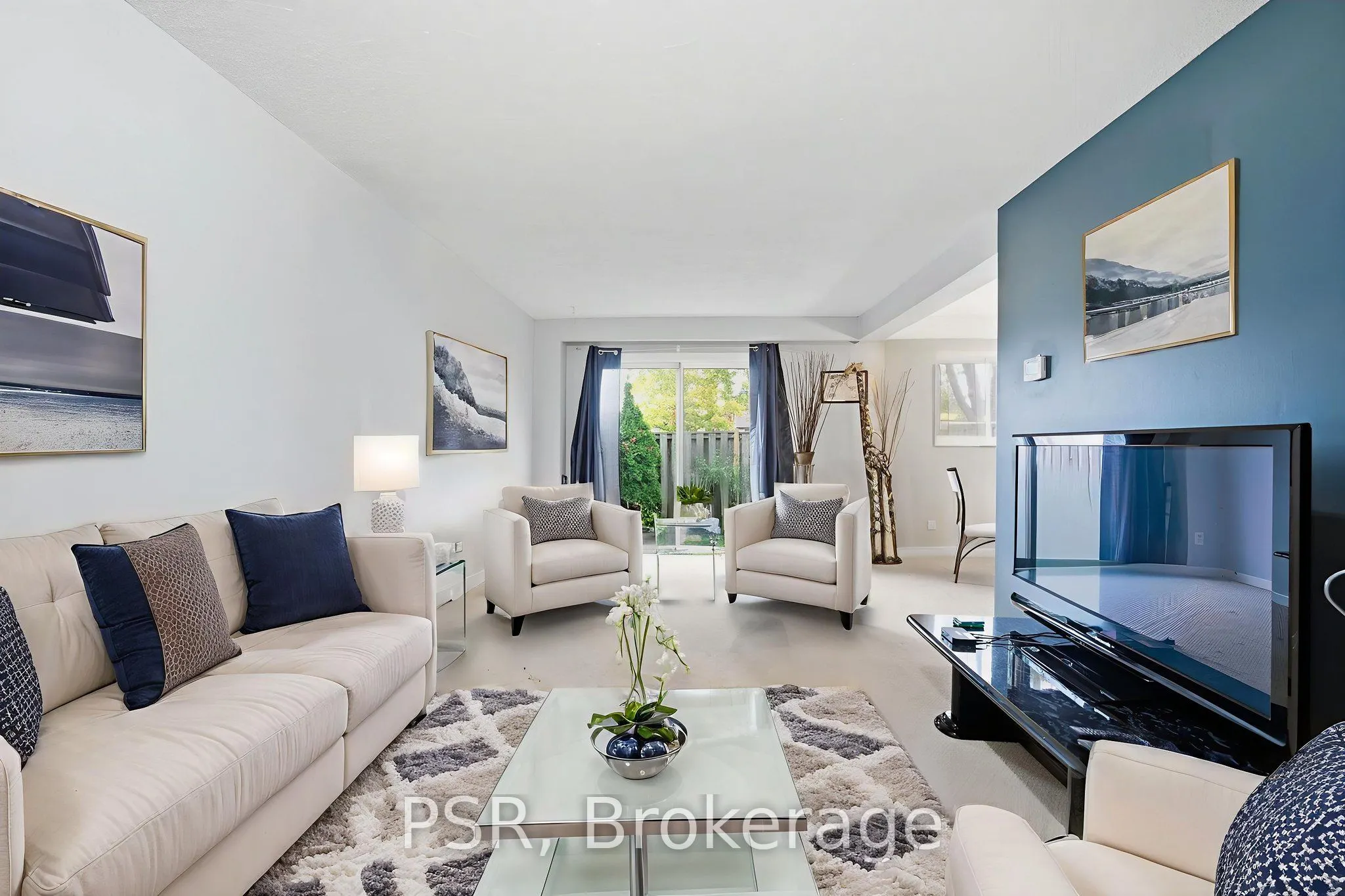 7 Chamberlain Court, #22