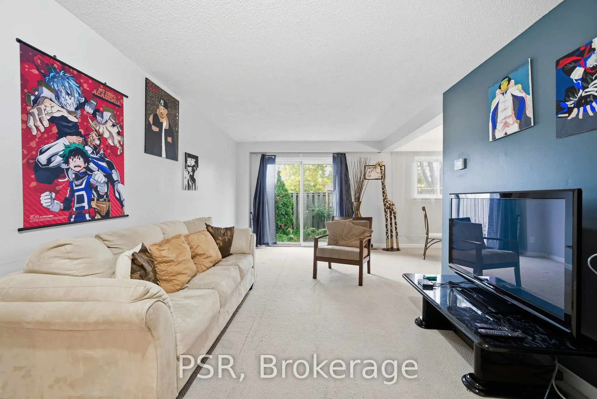 7 Chamberlain Court, #22