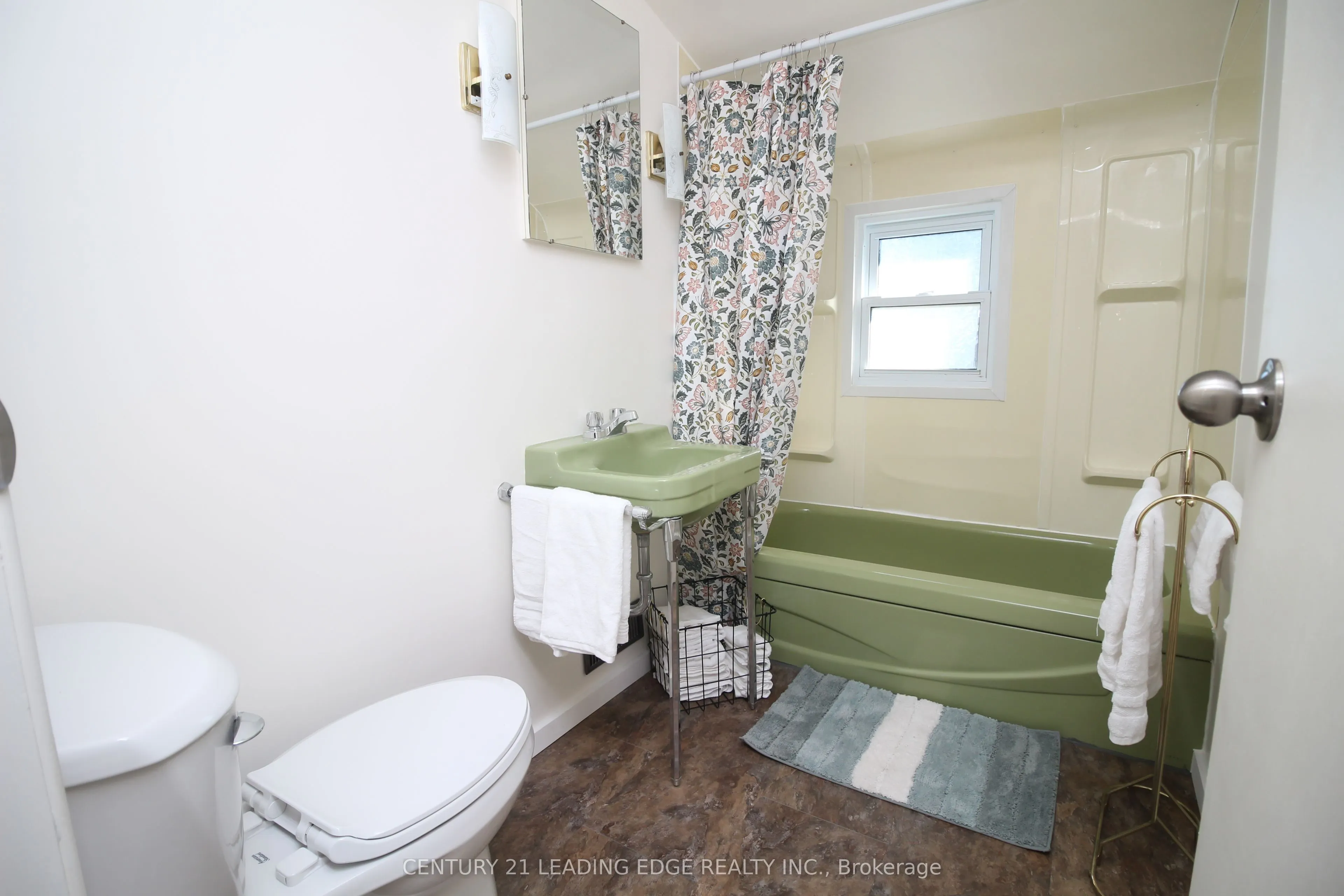 121 Northview Avenue