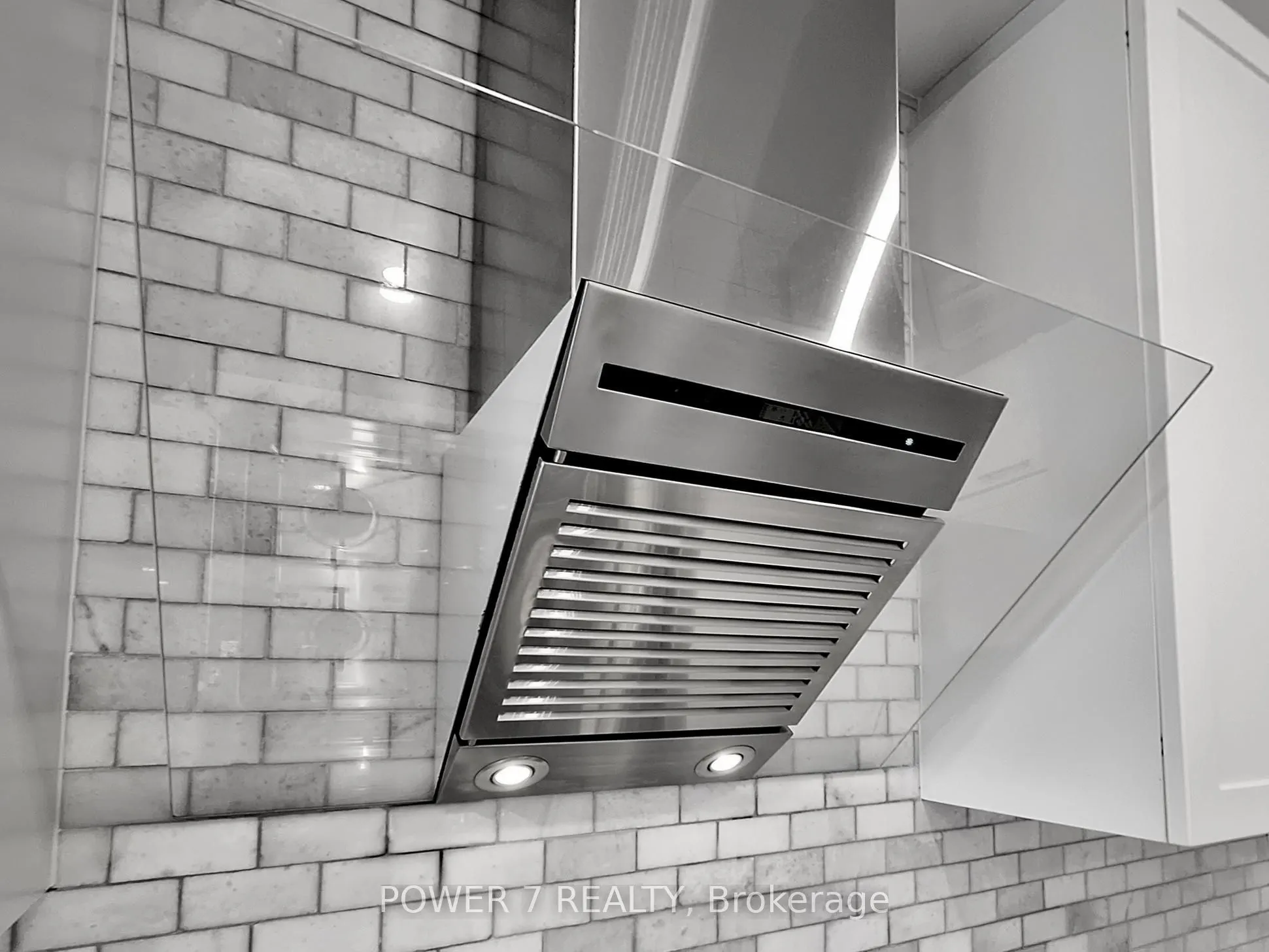 2417 Dress Circle Crescent