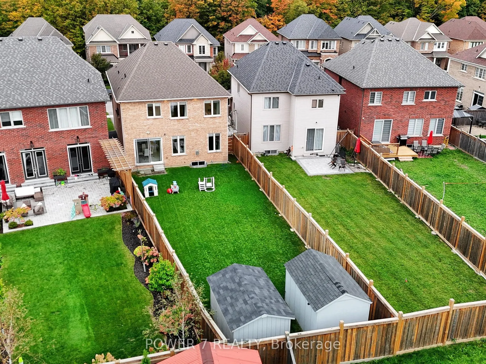 2417 Dress Circle Crescent