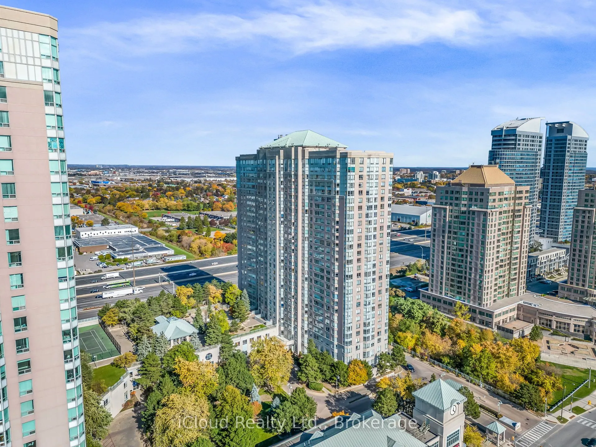 88 Corporate Drive, #611