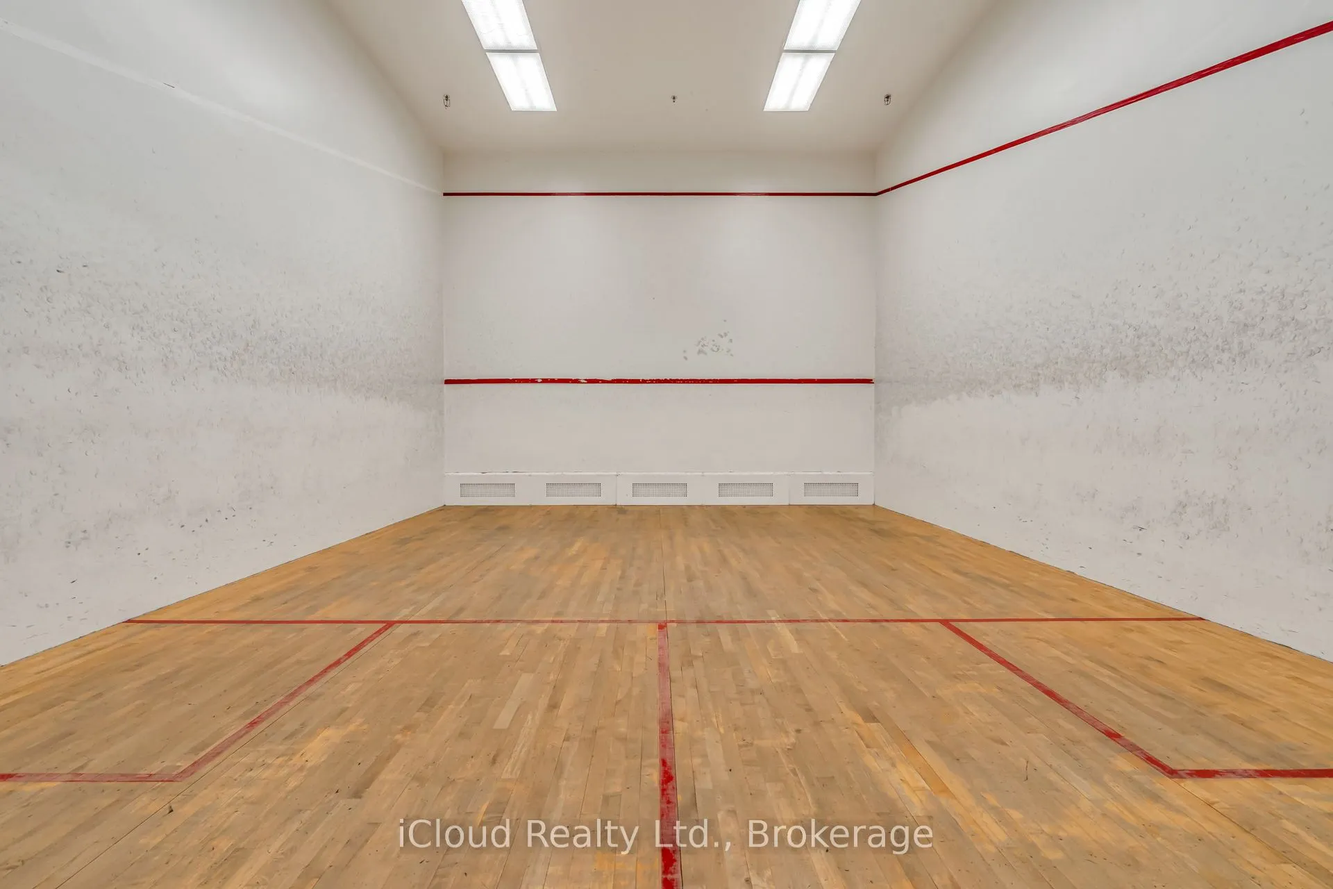 88 Corporate Drive, #611