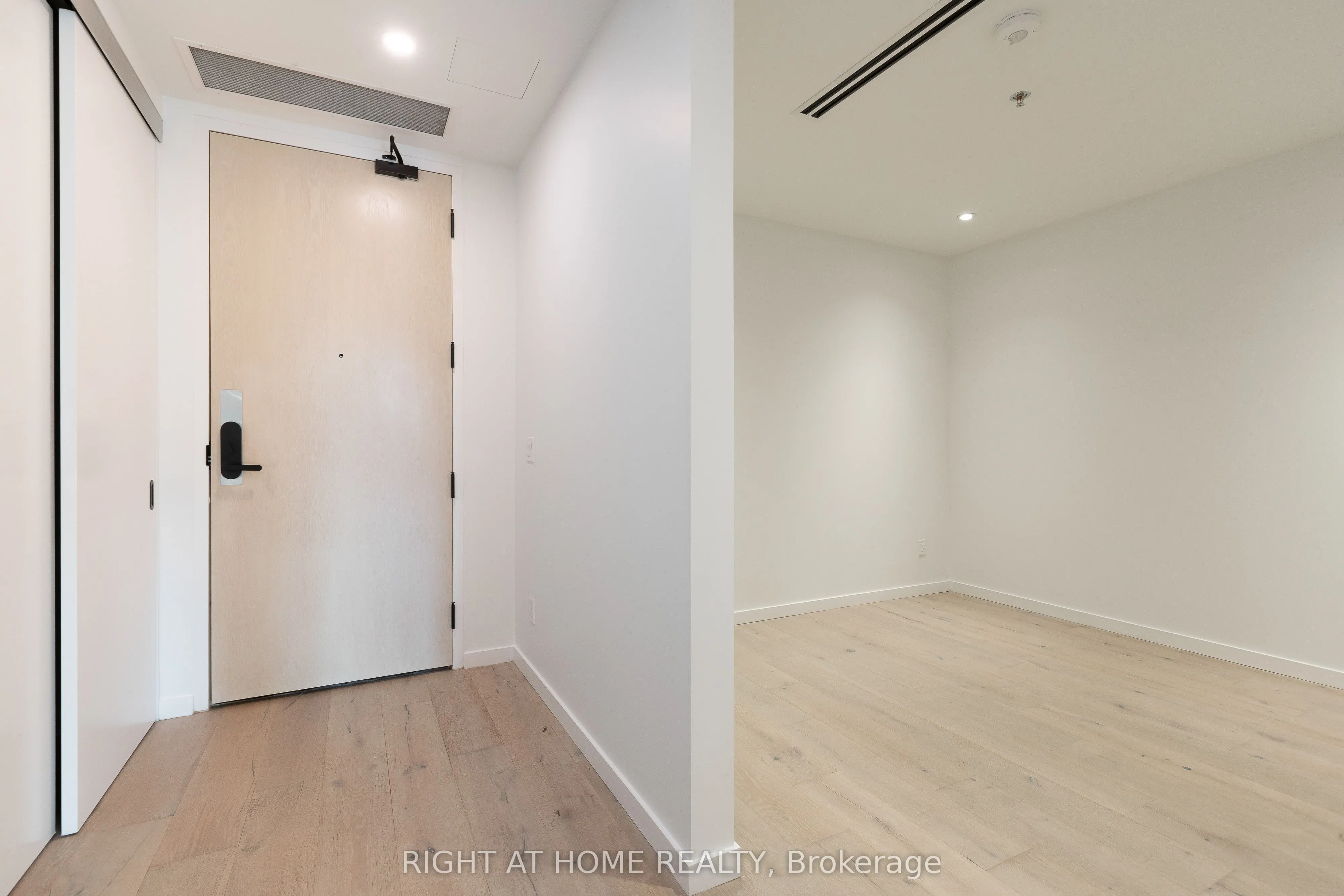 778 Queen Street E, #206