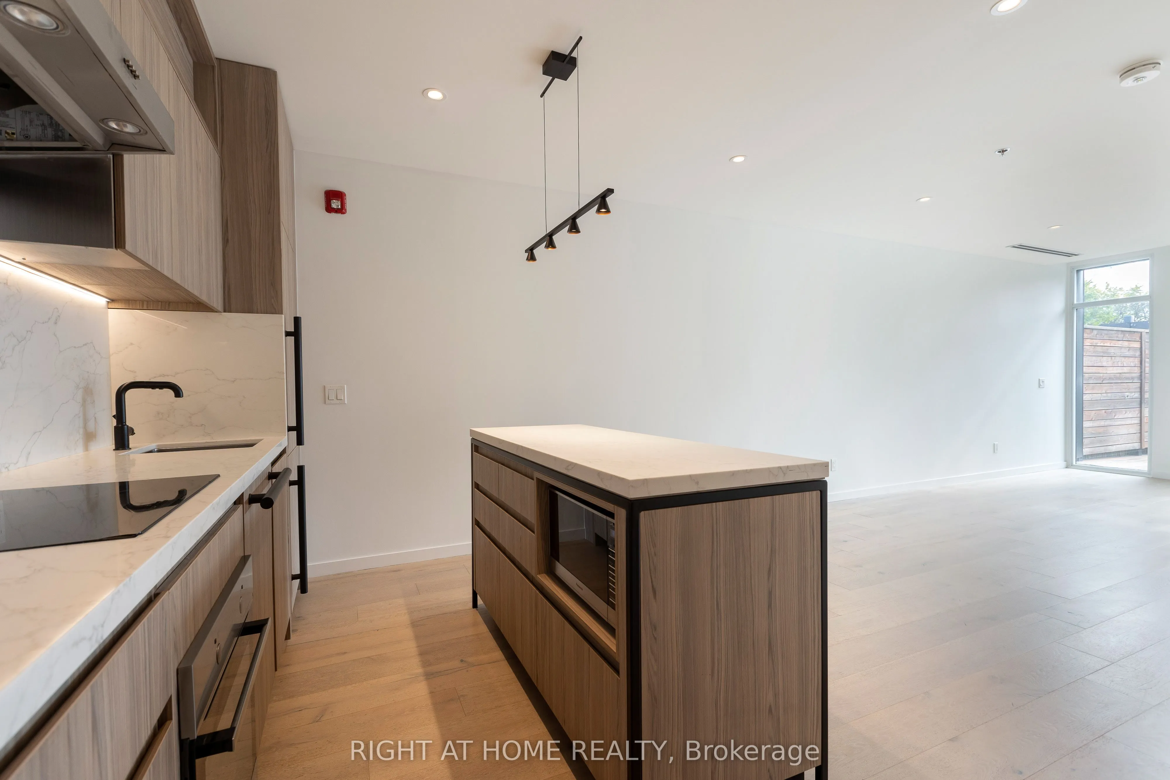 778 Queen Street E, #206