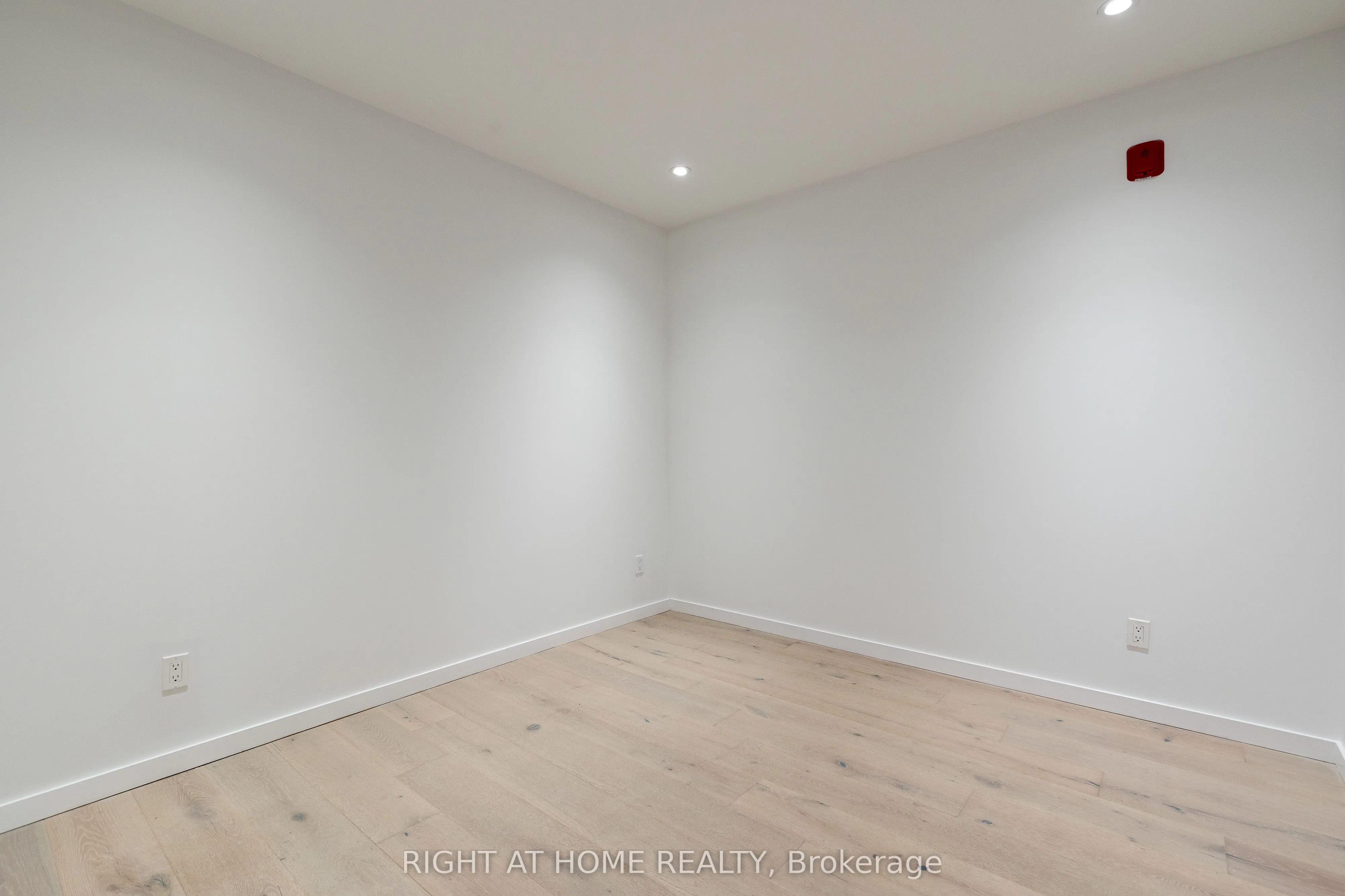 778 Queen Street E, #206