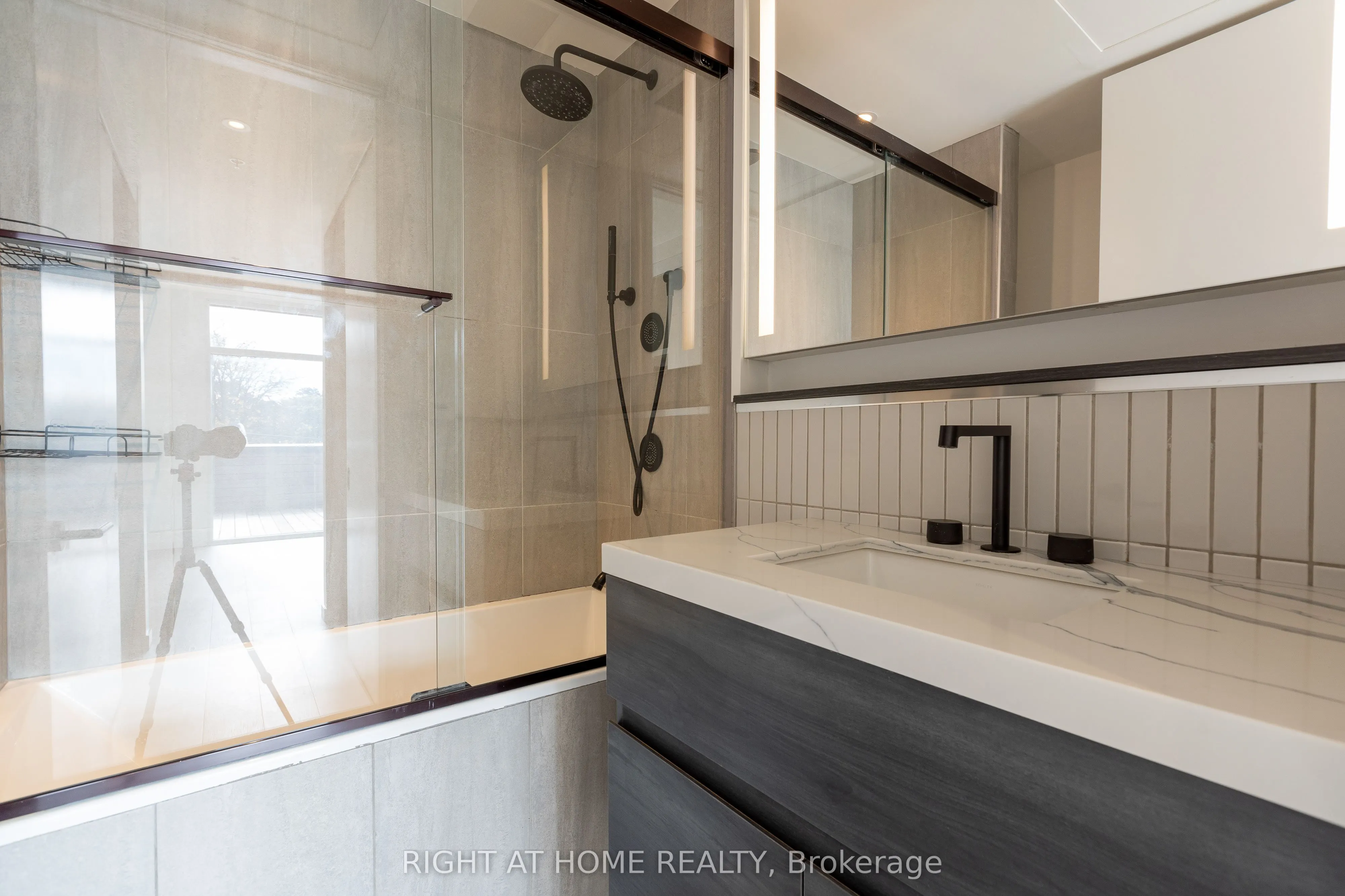 778 Queen Street E, #206