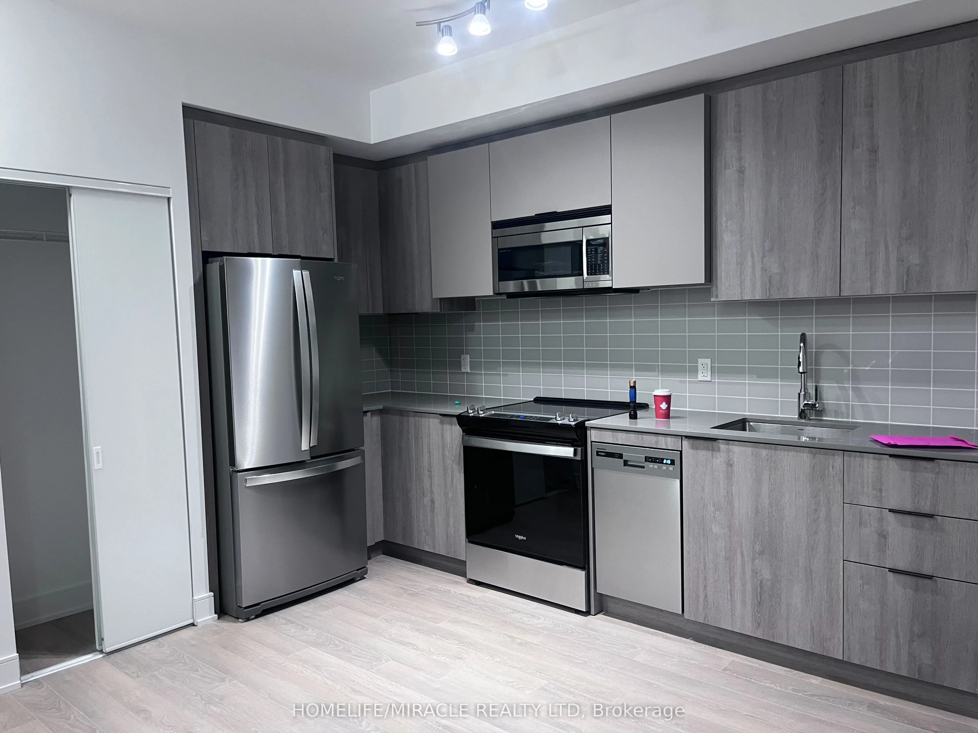 1350 Ellesmere Road, #1202