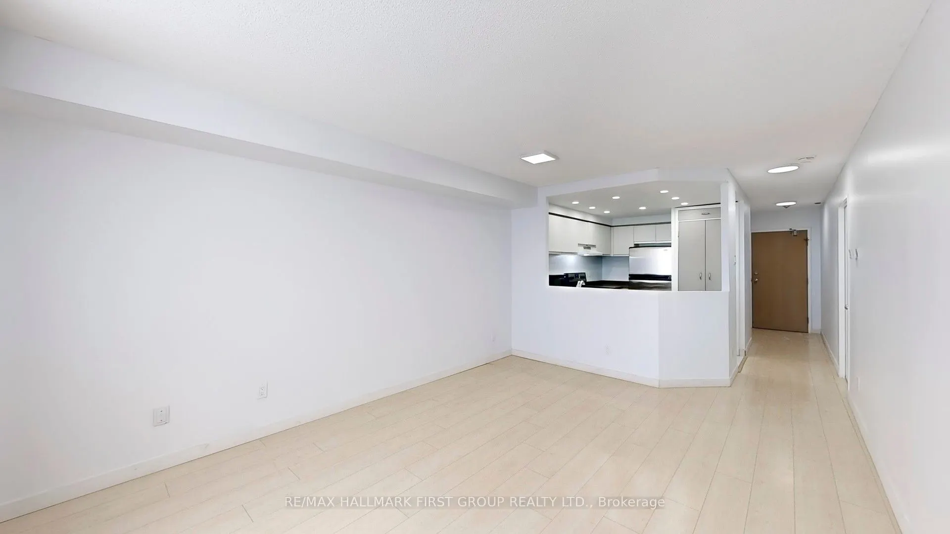 711 Rossland Road, #508