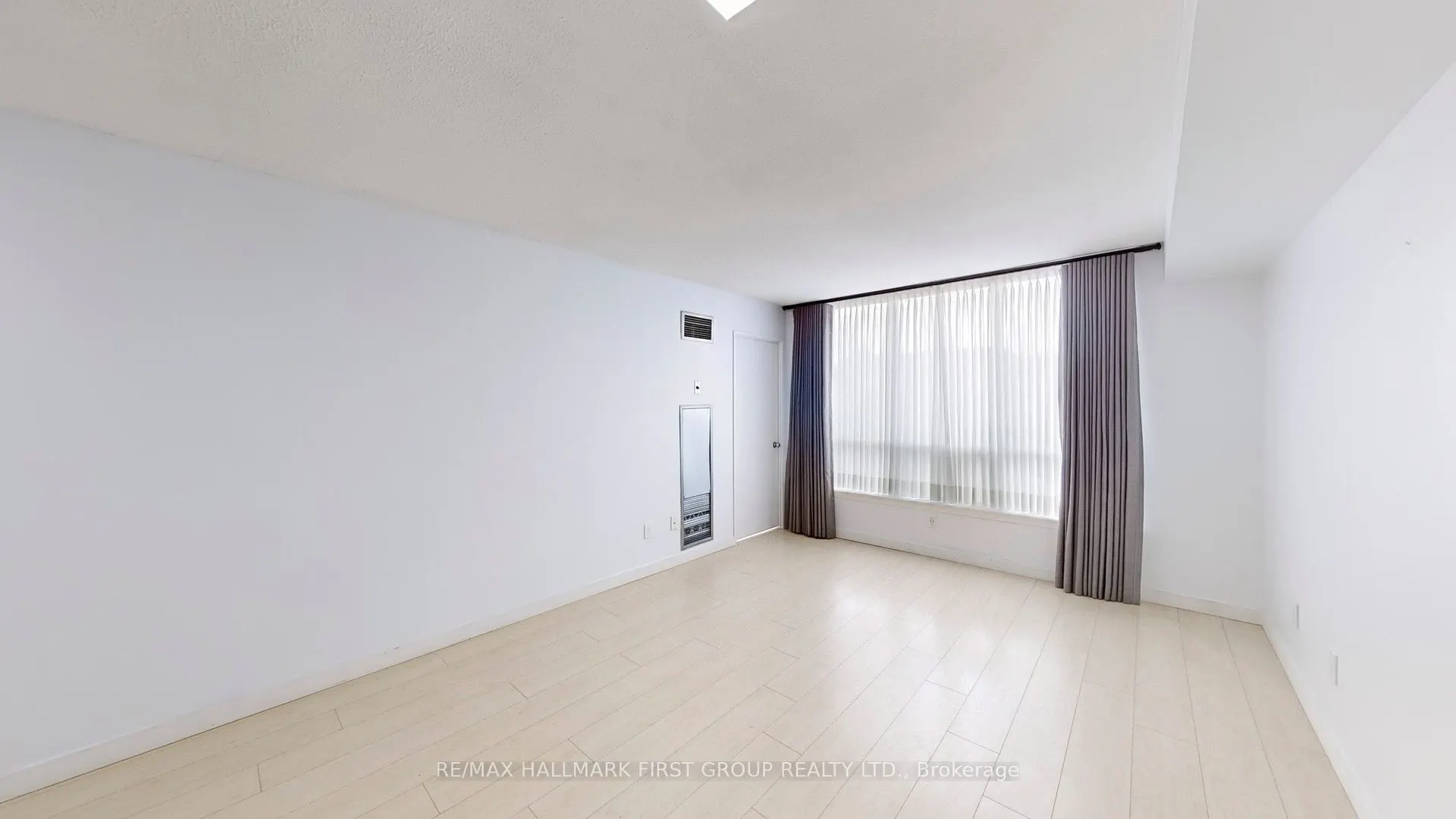 711 Rossland Road, #508