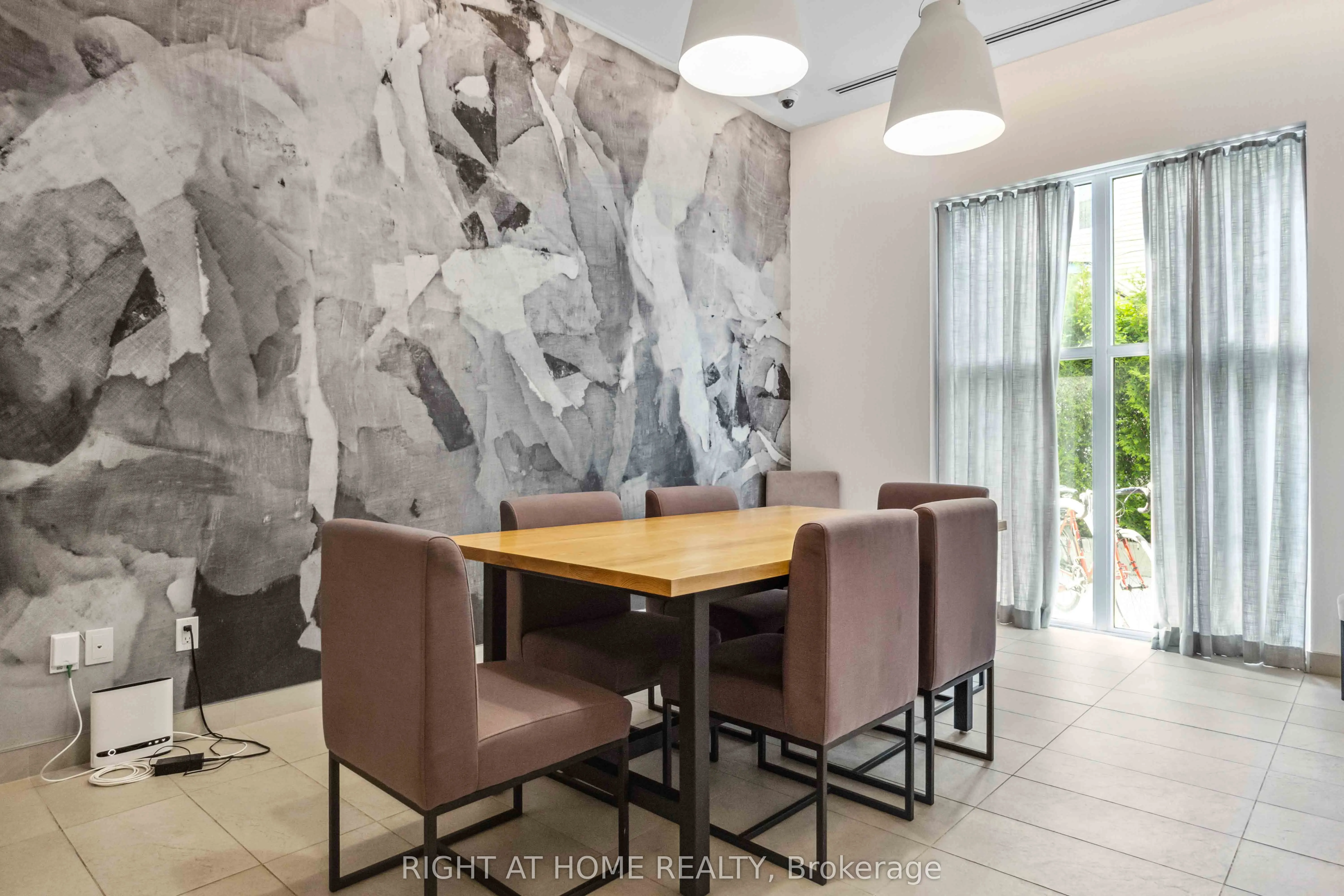 2301 Danforth Avenue, #PH801