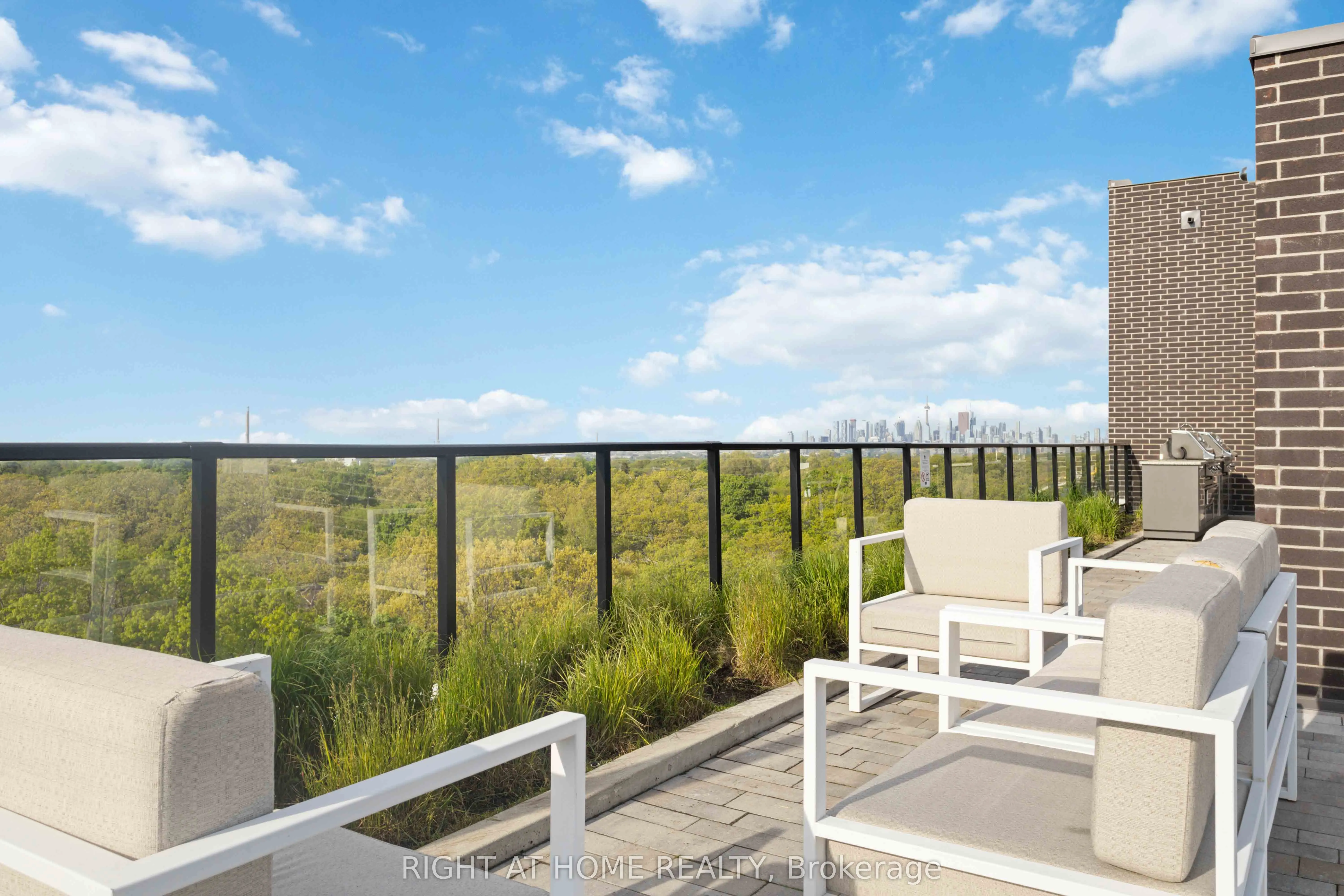 2301 Danforth Avenue, #PH801