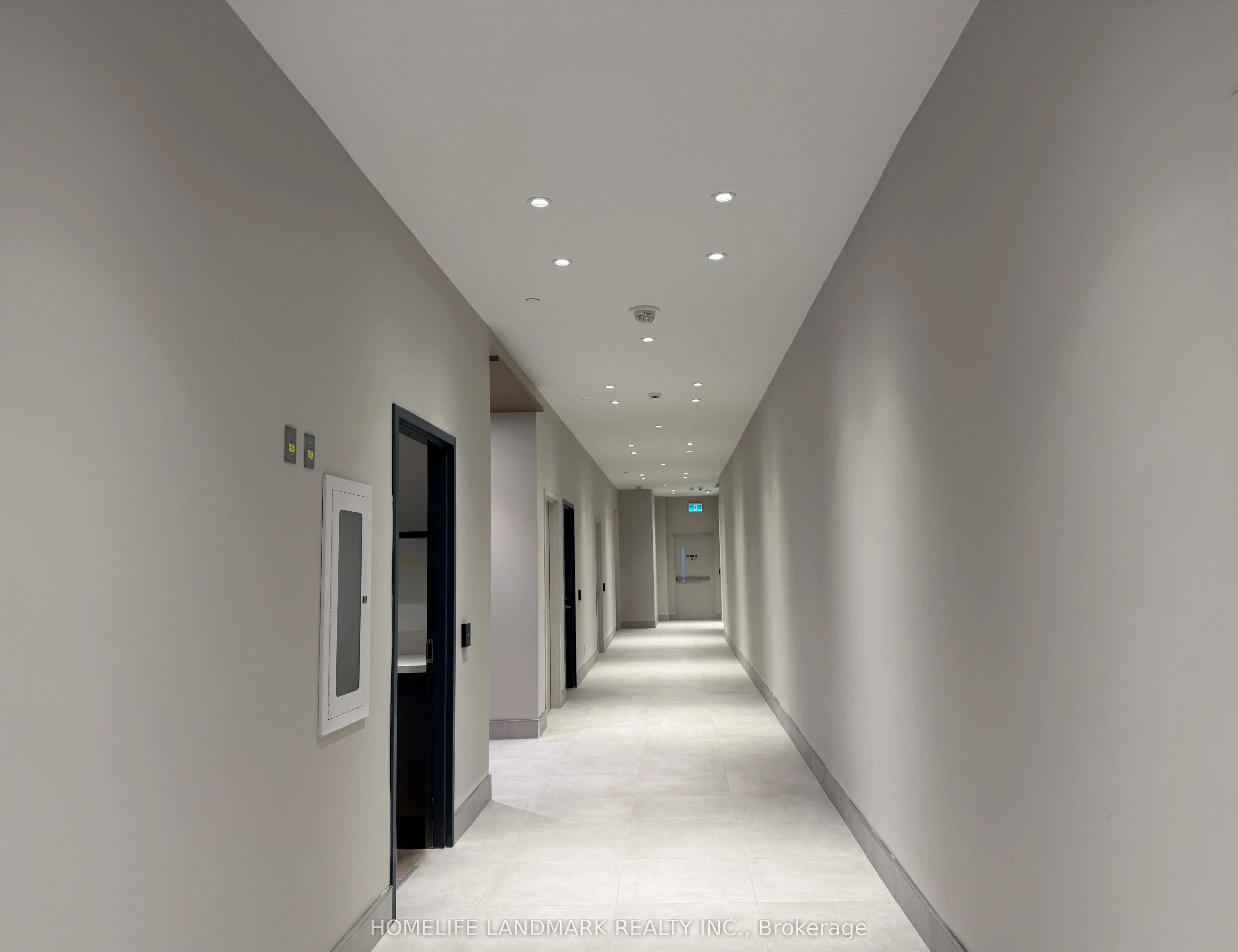 3260 Sheppard Avenue E, #2805