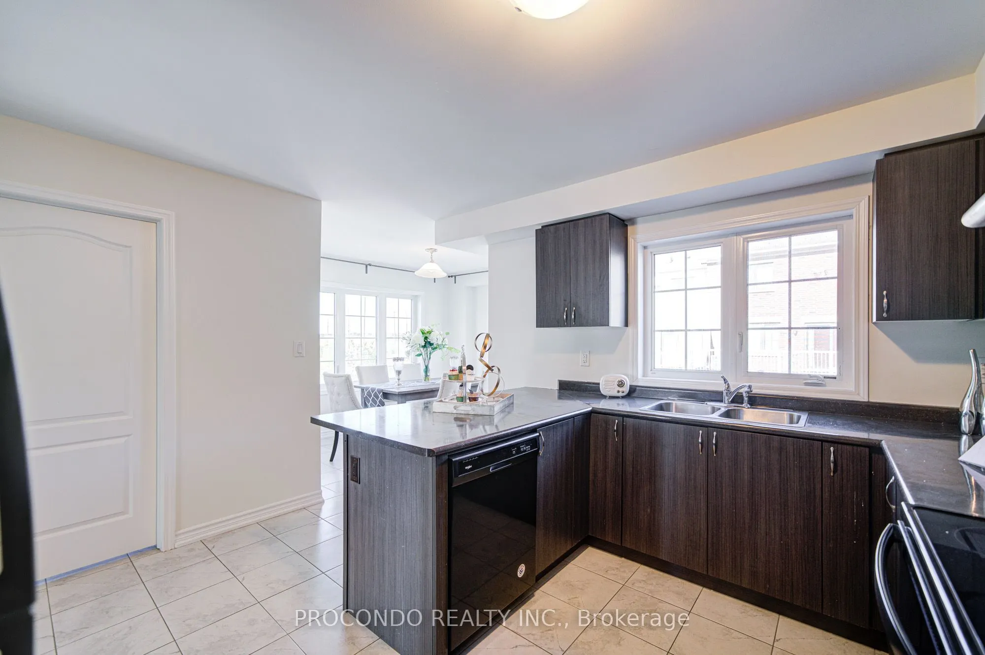 38 Bluegill Crescent