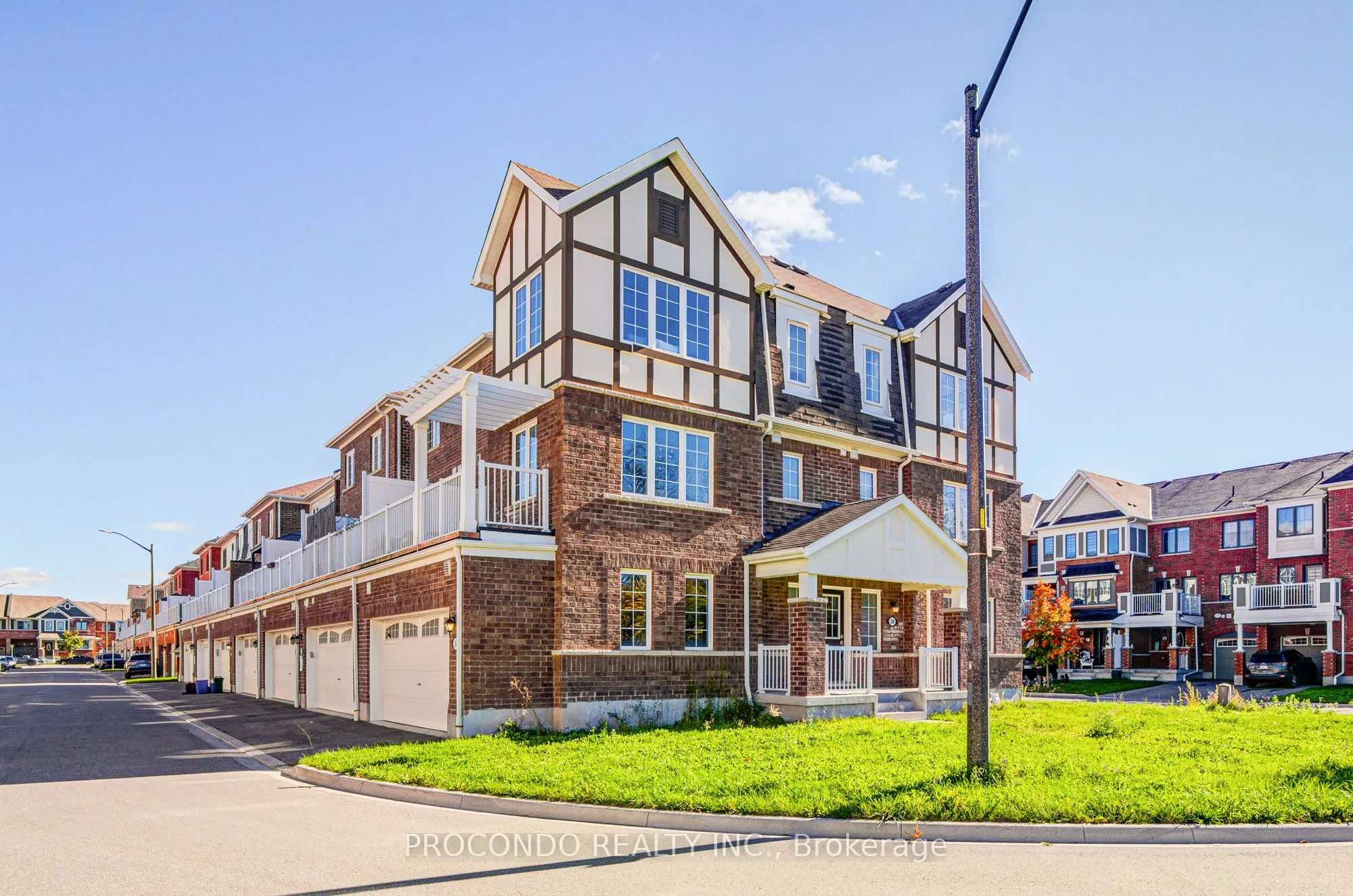 38 Bluegill Crescent