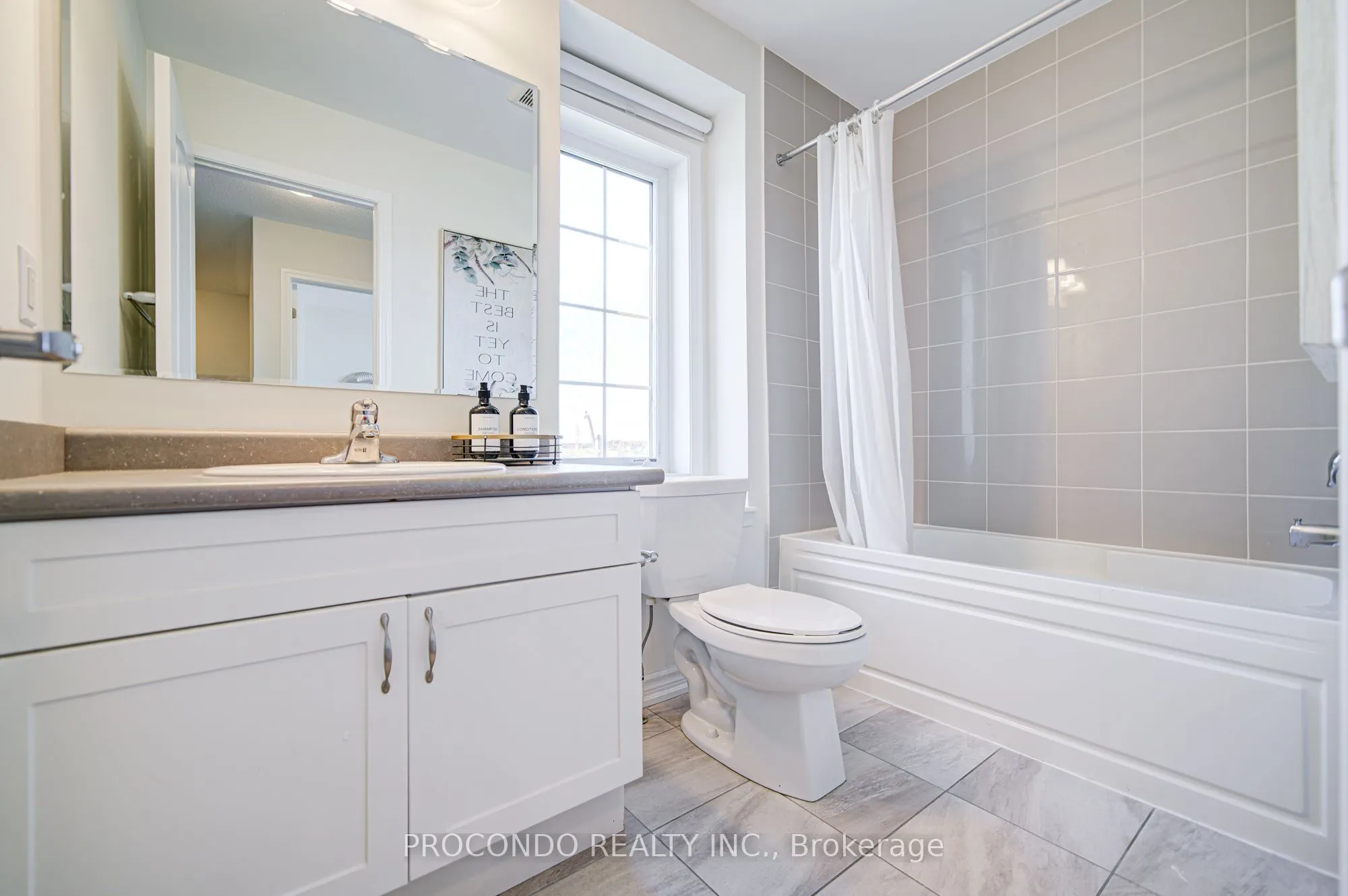 38 Bluegill Crescent