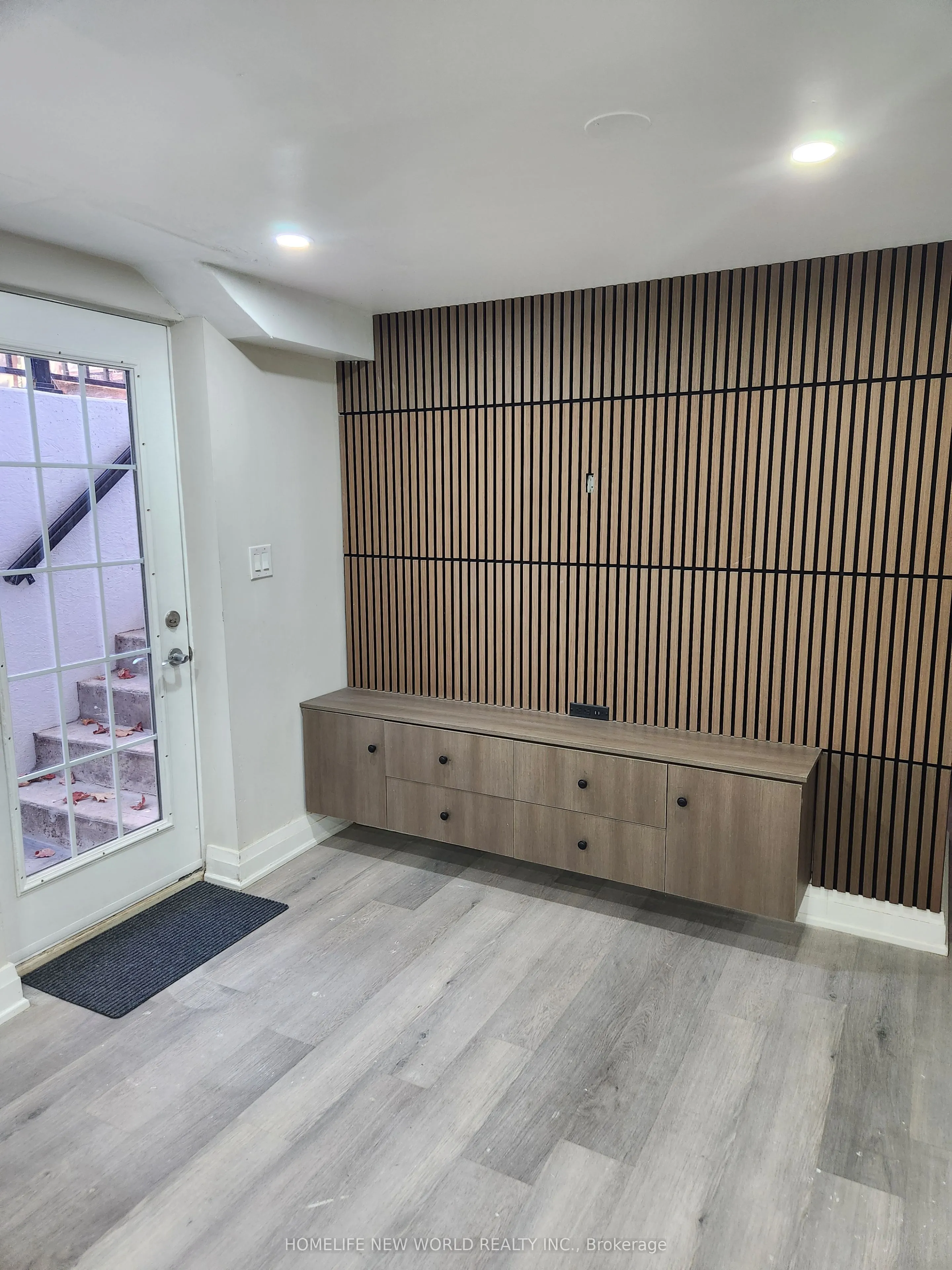 23 Hartsville Avenue, #Basement