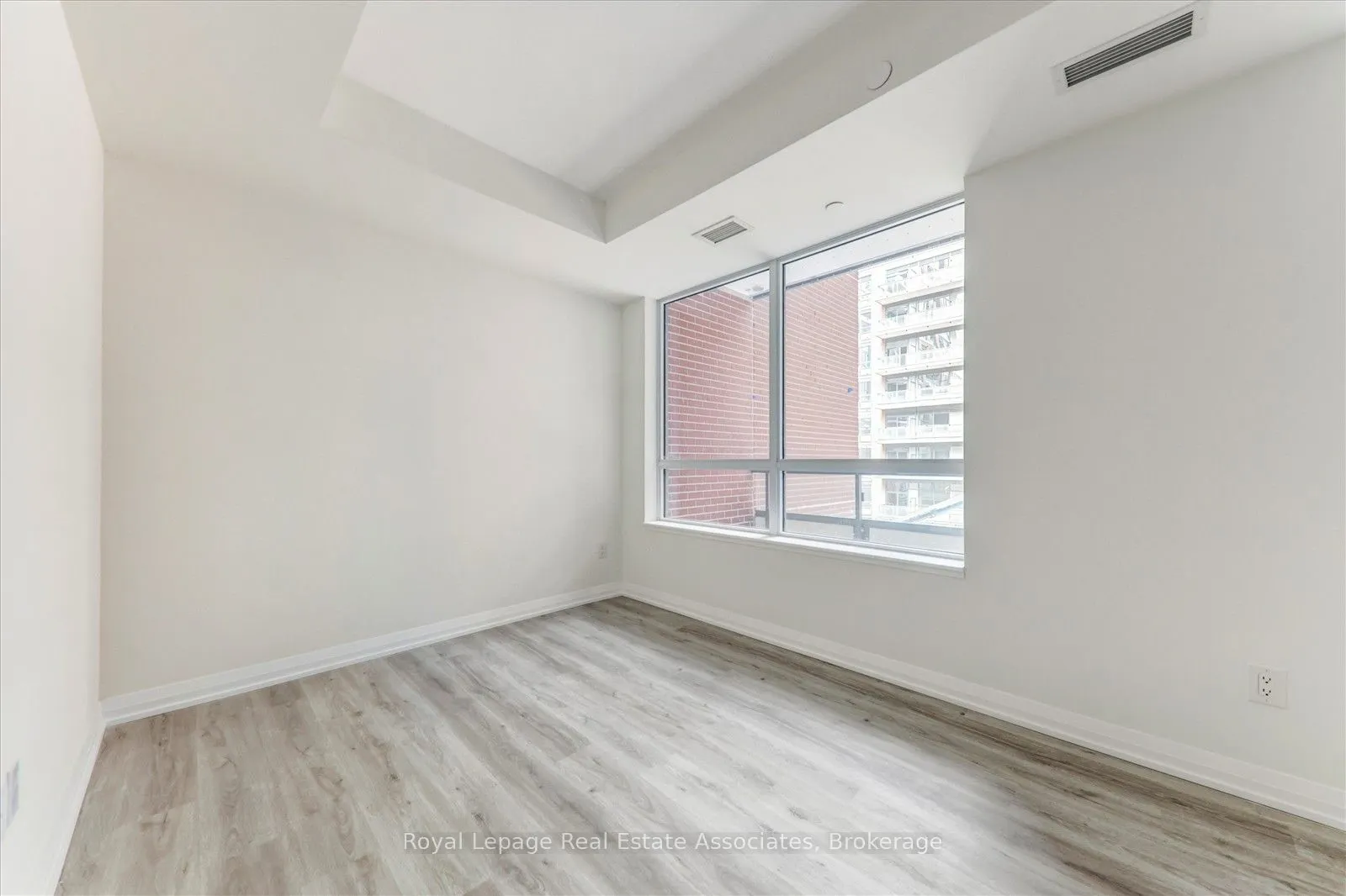 3270 Sheppard Avenue E, #328