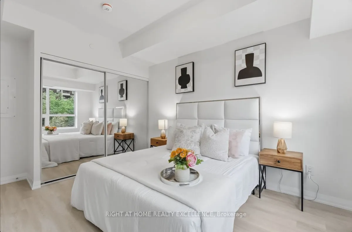 3260 SHEPPARD Avenue E, #411