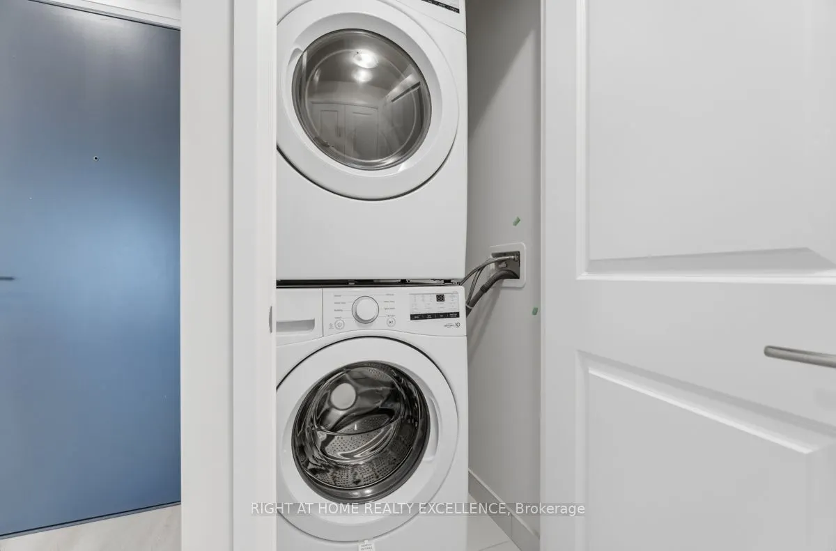 3260 SHEPPARD Avenue E, #411