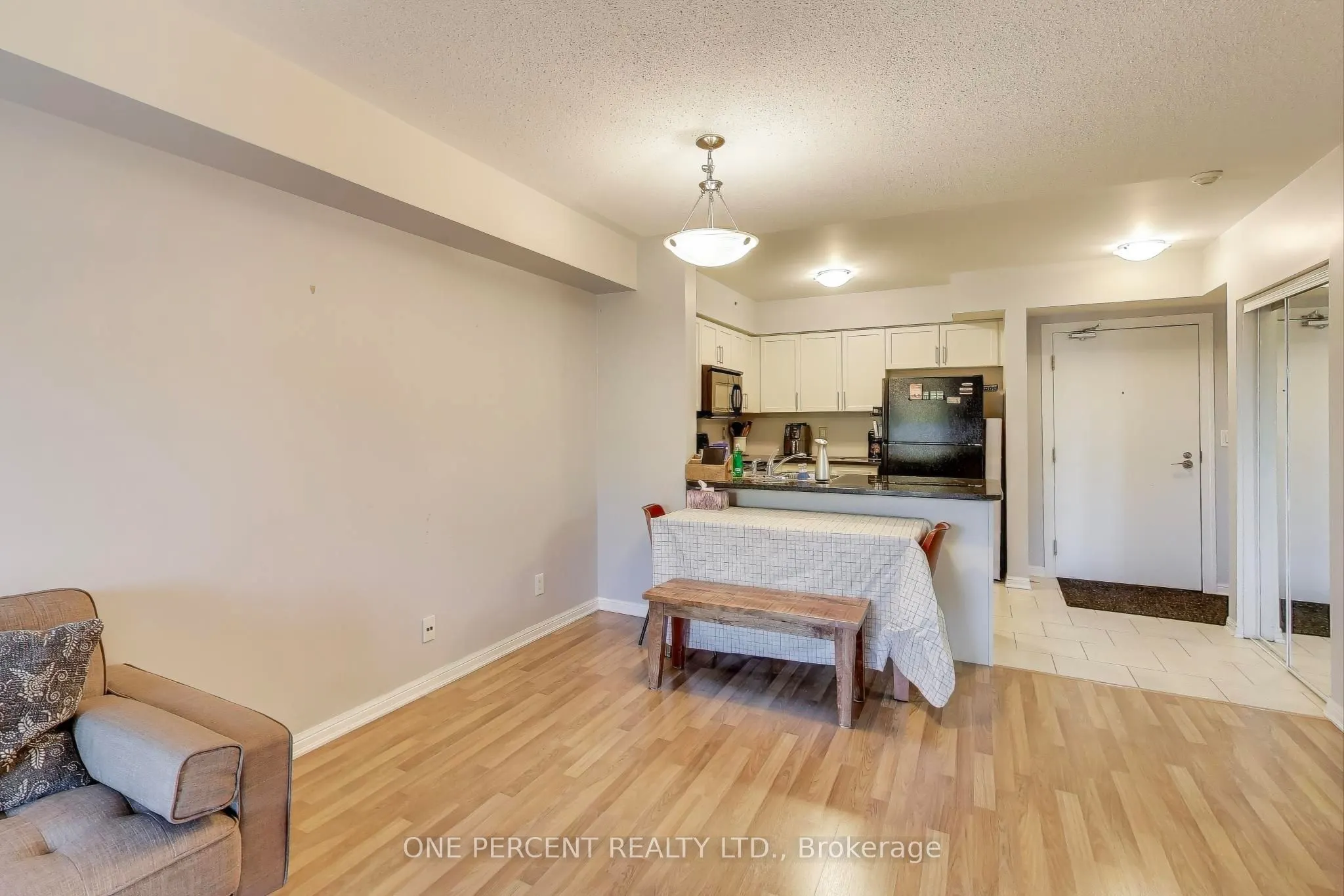 60 Mendelssohn Street, #417