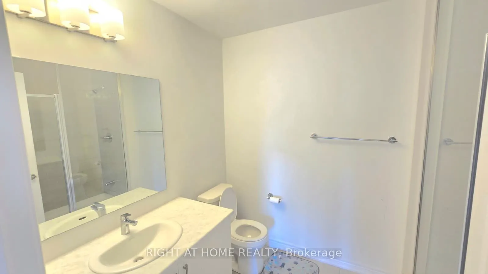 1992 Cameron Lott Crescent